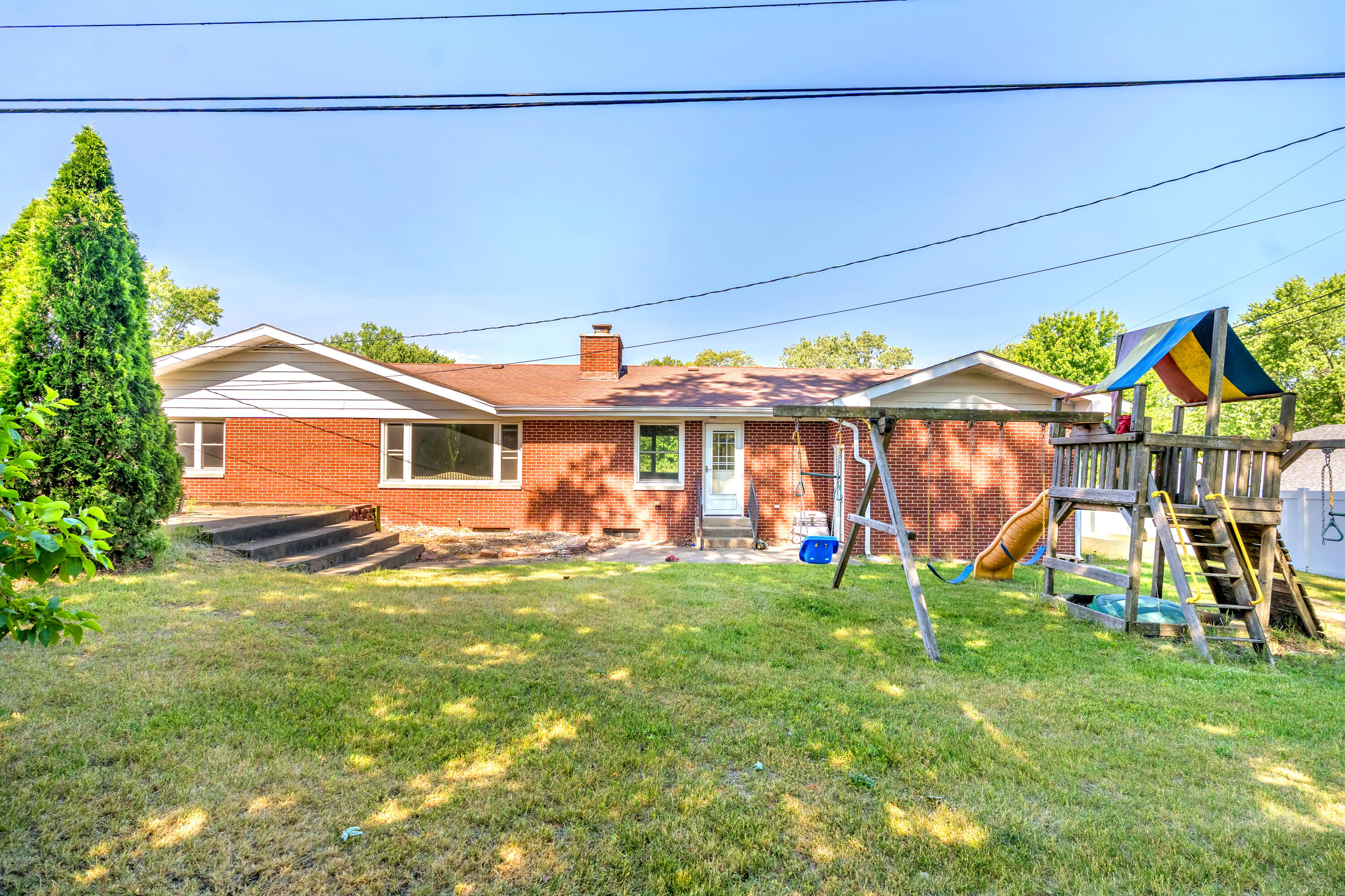 325 Cedar Street NW, DeMotte, IN 46310; Image #27