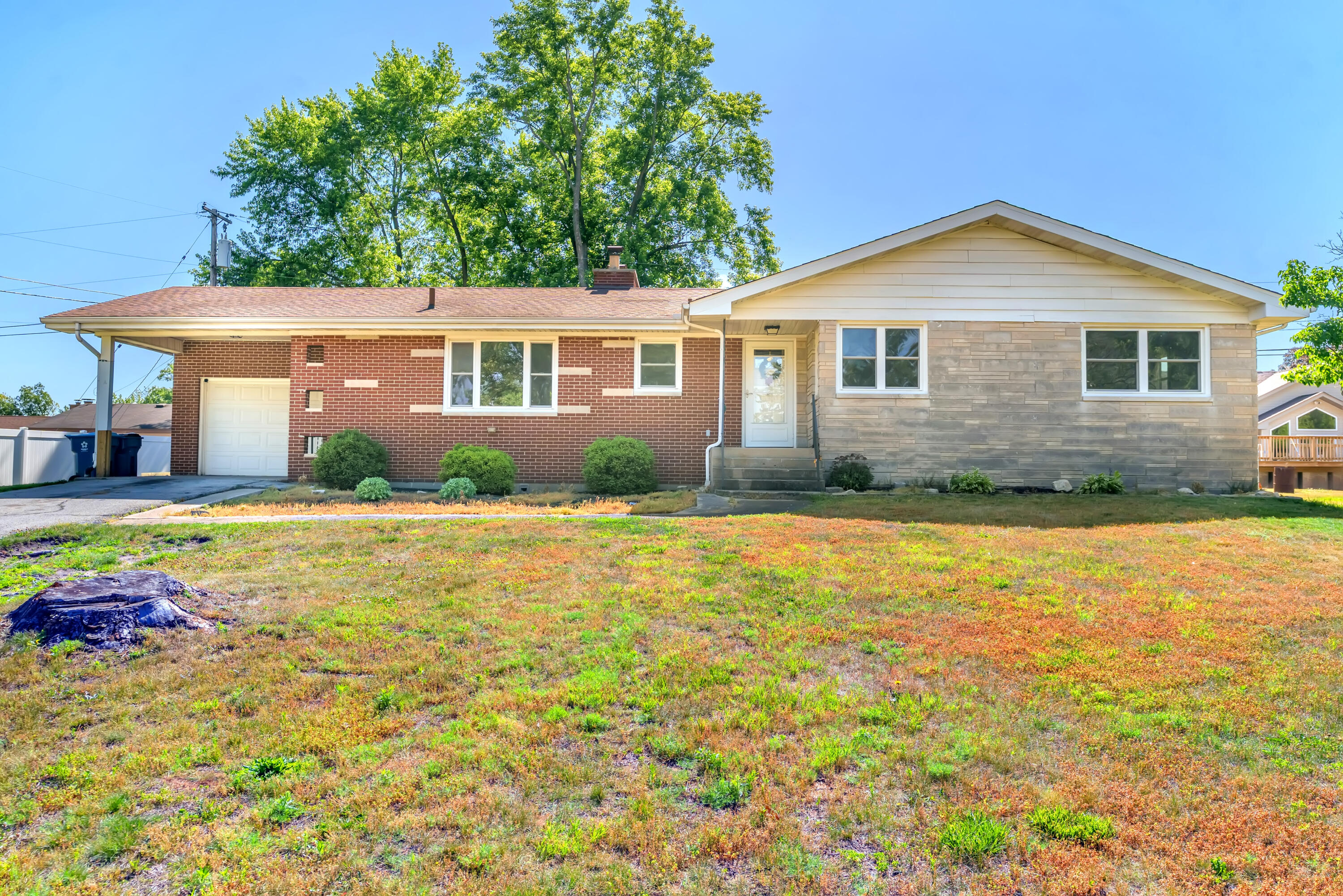 325 Cedar Street NW, DeMotte, IN 46310; Image #4