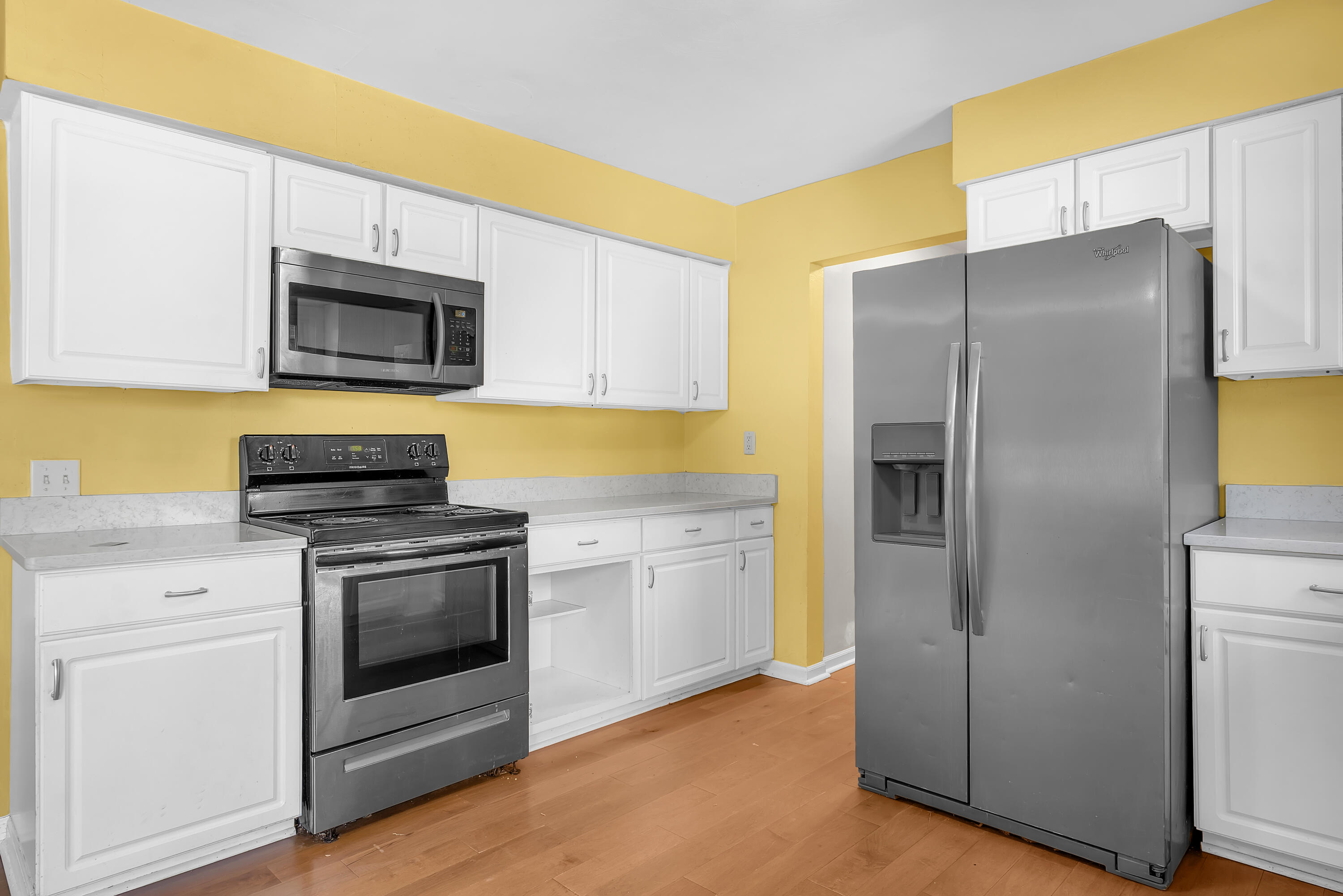 325 Cedar Street NW, DeMotte, IN 46310; Image #7