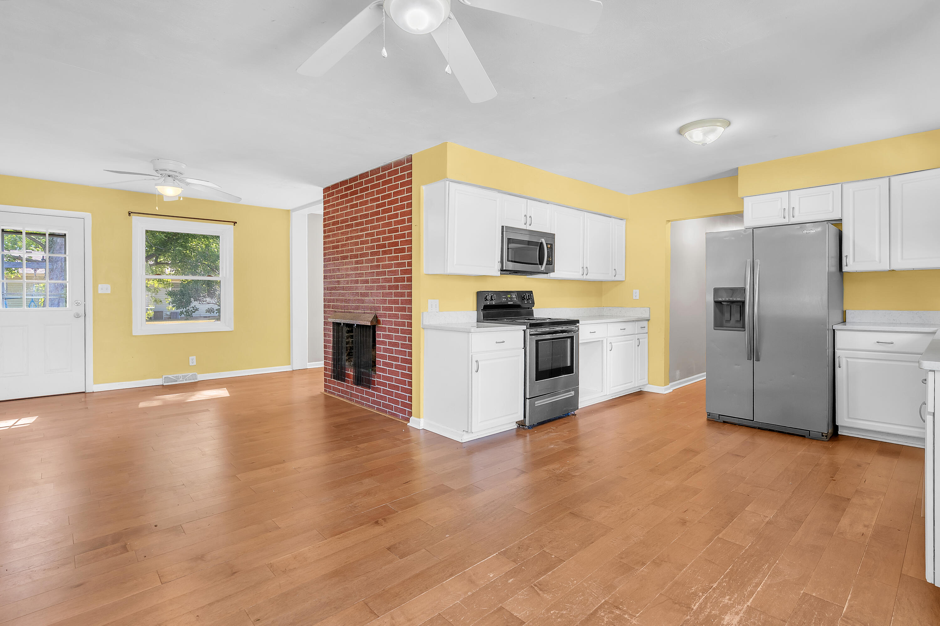 325 Cedar Street NW, DeMotte, IN 46310; Image #9