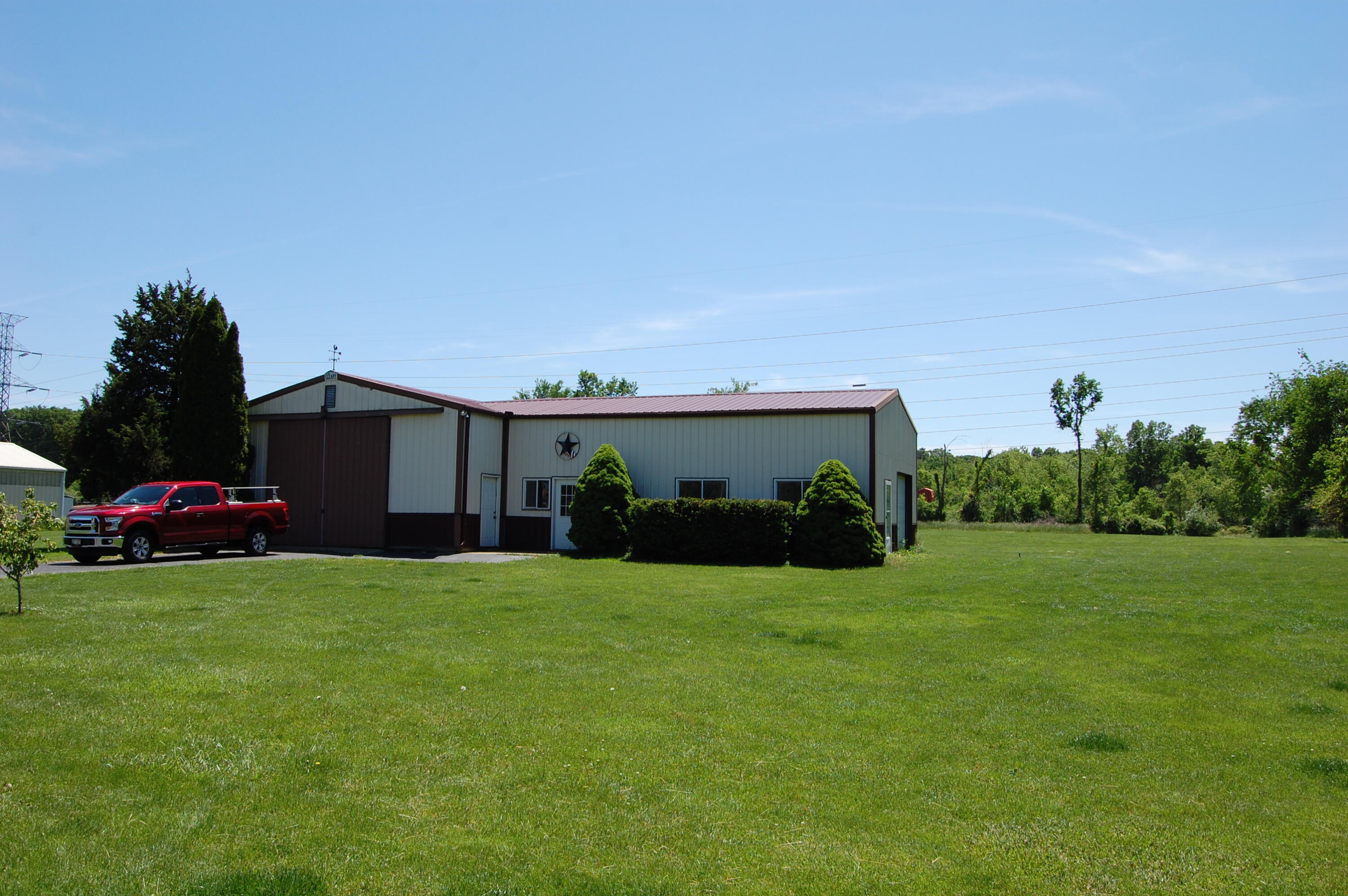 218 W 700 N, Valparaiso, IN 46385; Image #5