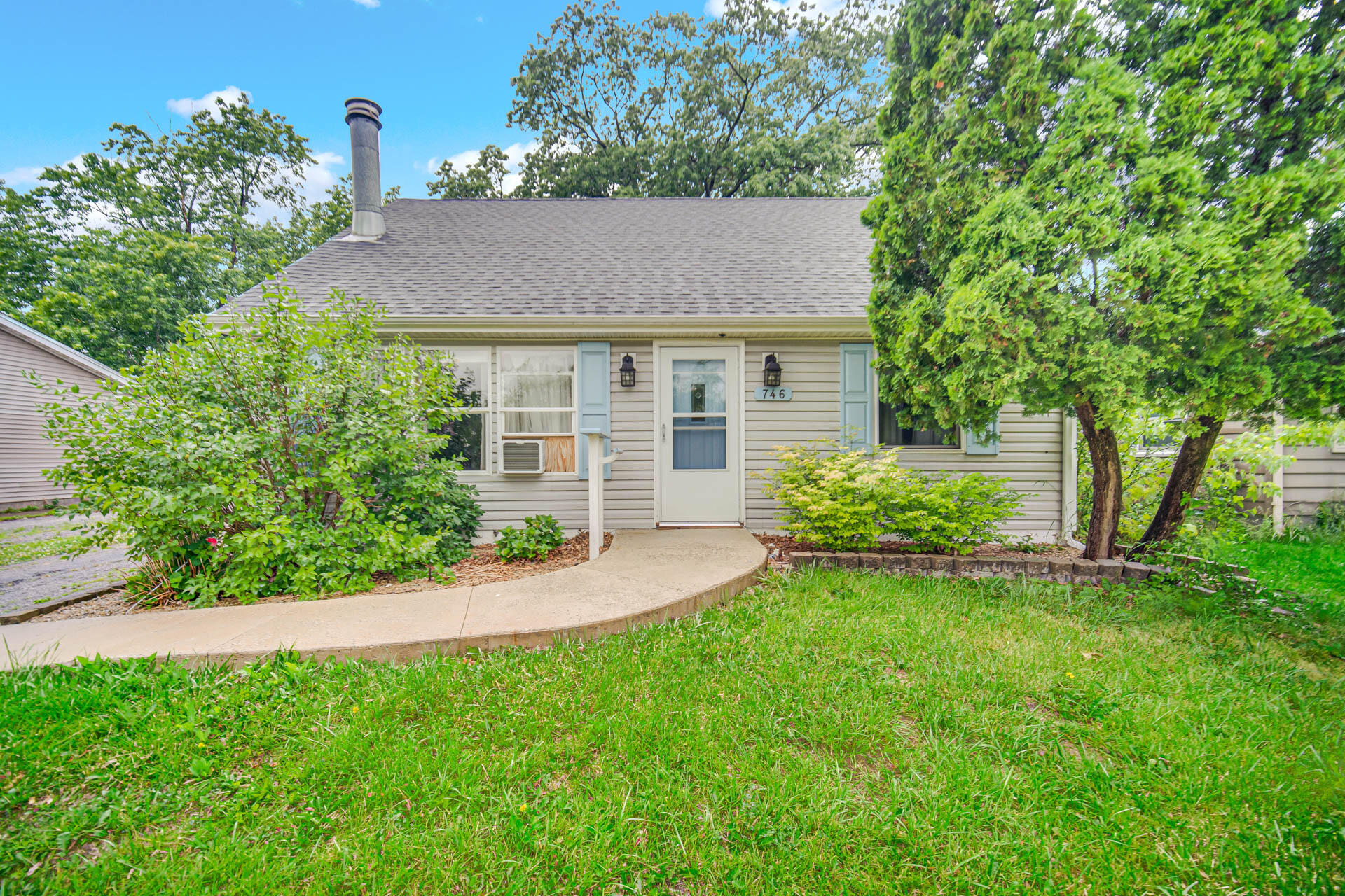 746 Imperial Road, Valparaiso, IN 46385; Image #1
