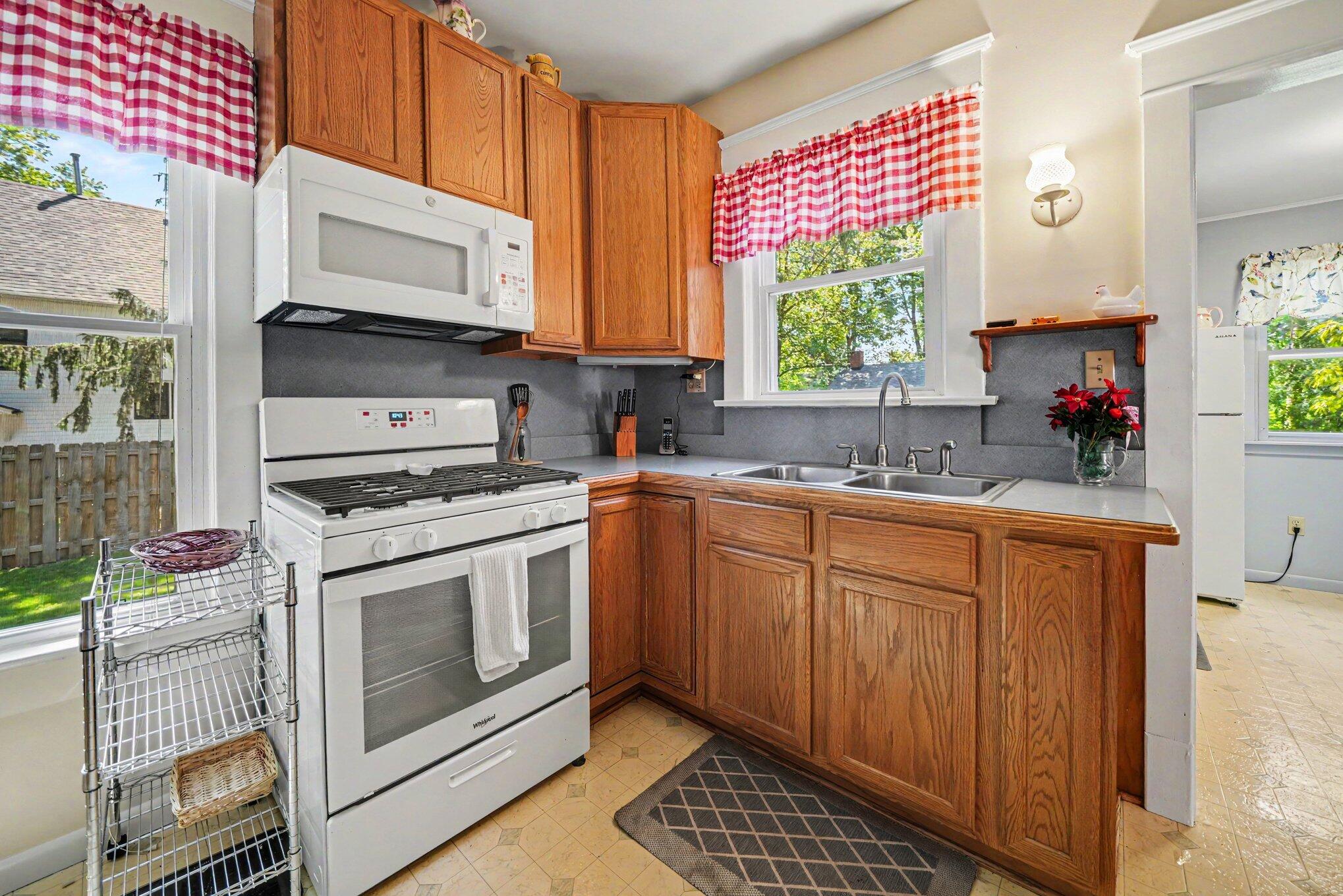 606 Division Street, La Porte, IN 46350; Image #10