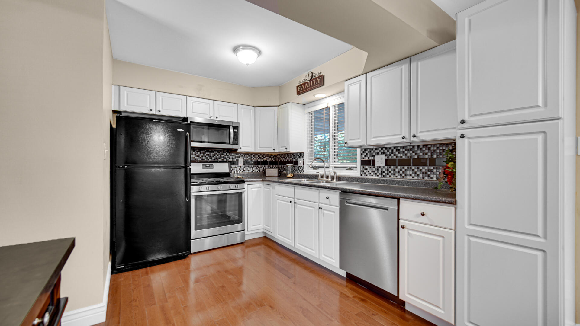 1437 Elm Court, Schererville, IN 46375; Image #10