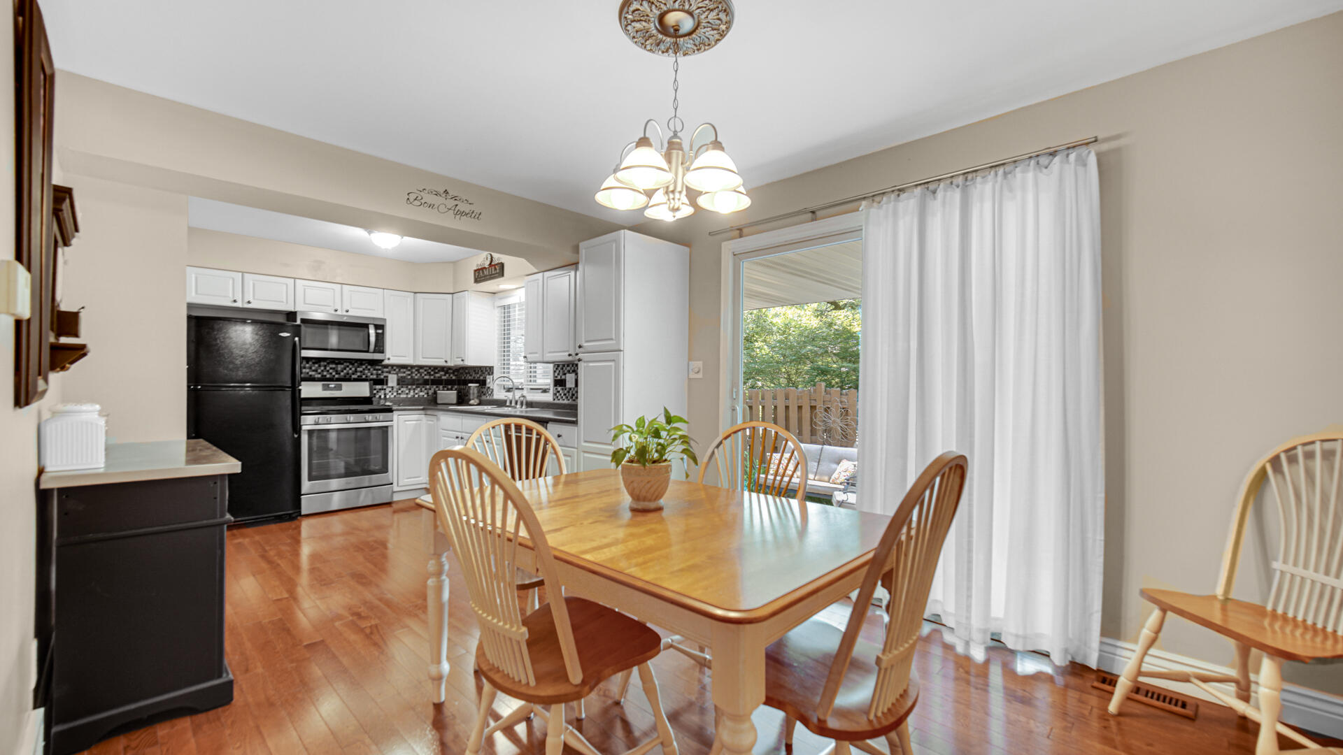 1437 Elm Court, Schererville, IN 46375; Image #8