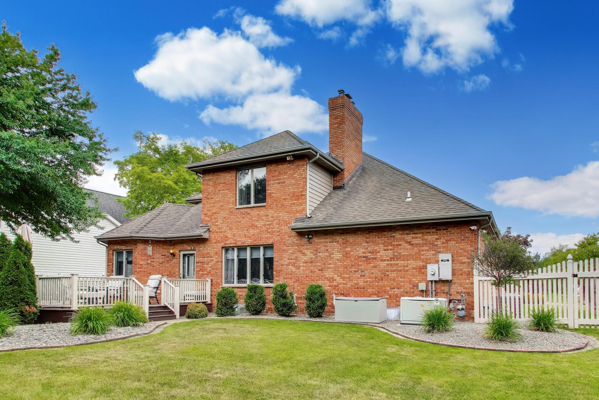 1916 Maplewood Lane, Munster, IN 46321; Image #51