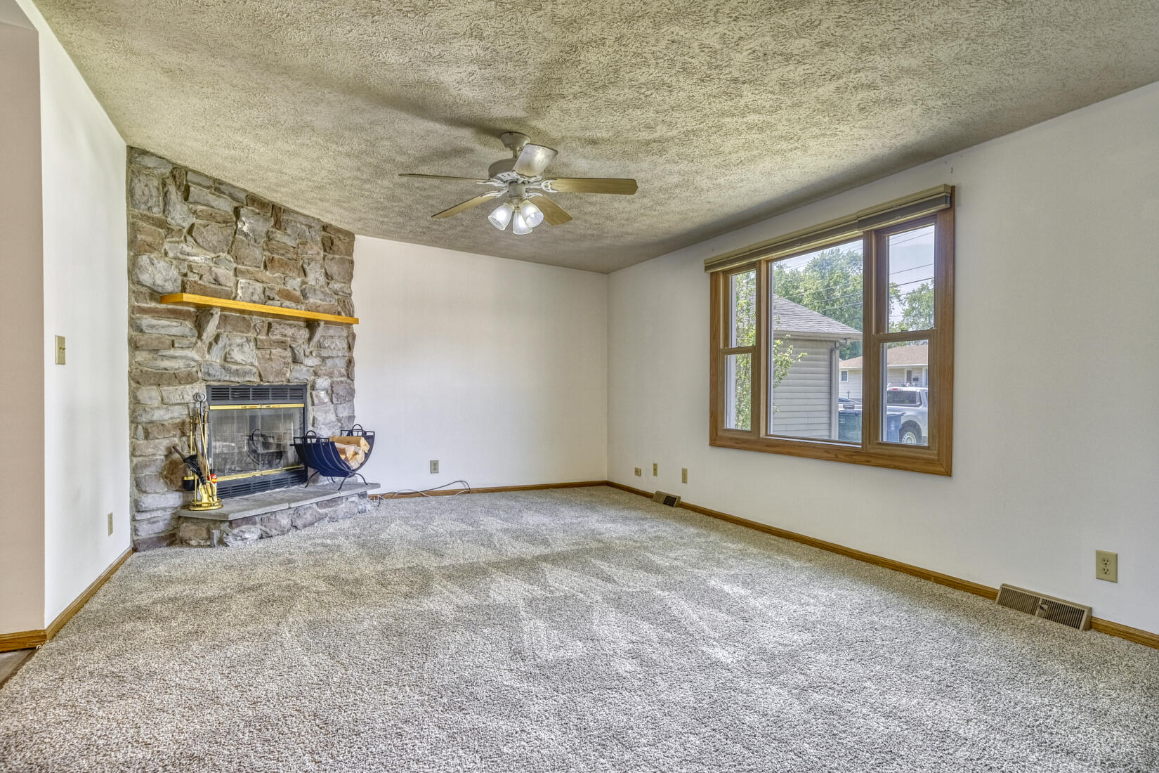 7107 Lindberg Avenue, Hammond, IN 46323; Image #2