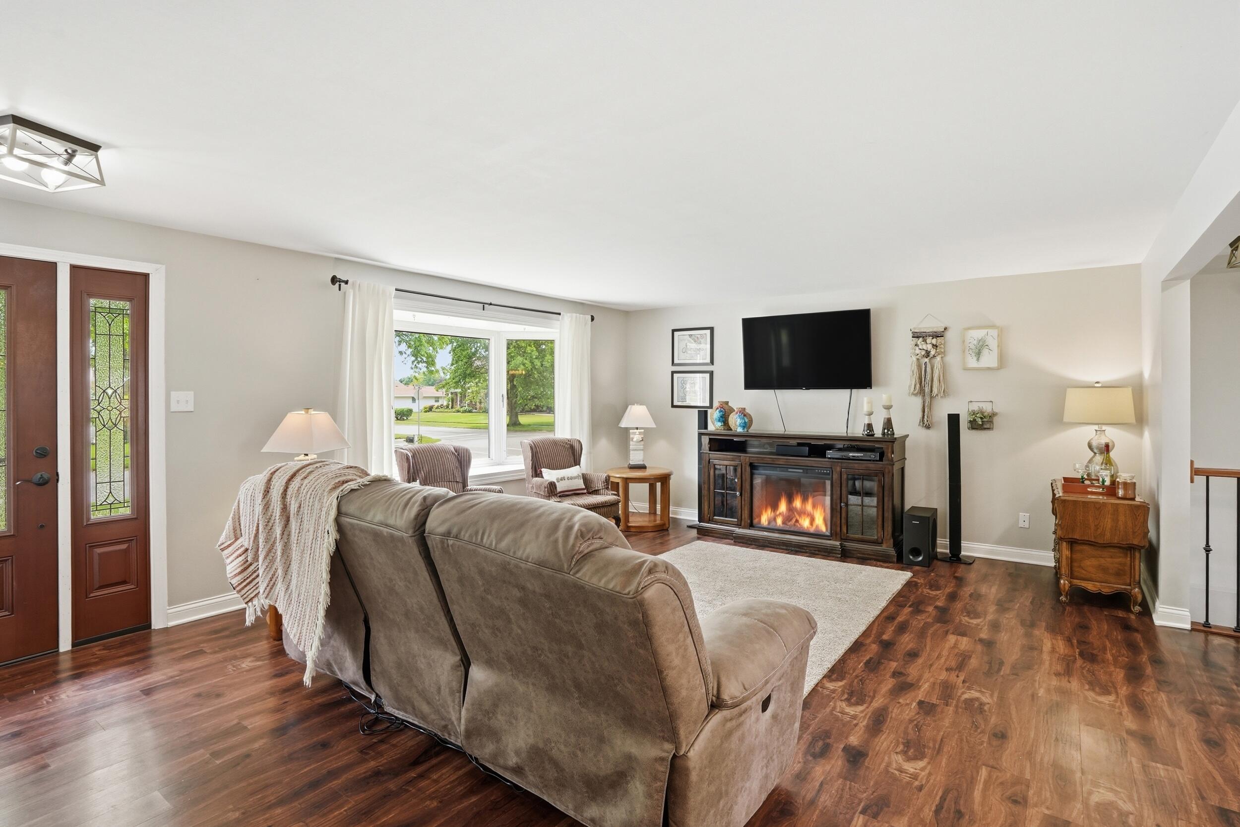 1015 Pettibone Street, Crown Point, IN 46307; Image #7