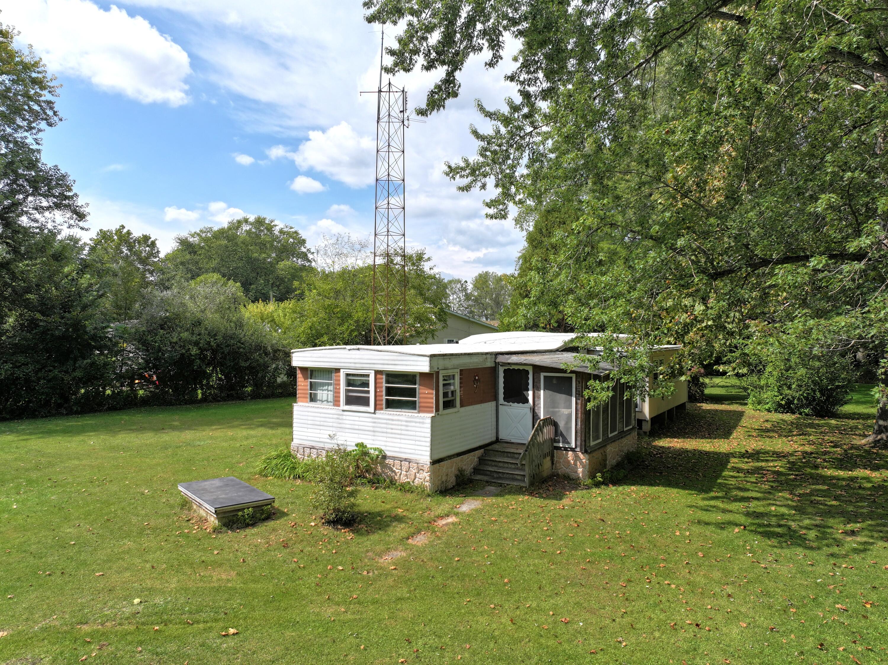 5467 E 650 N, Rochester, IN 46975; Image #2