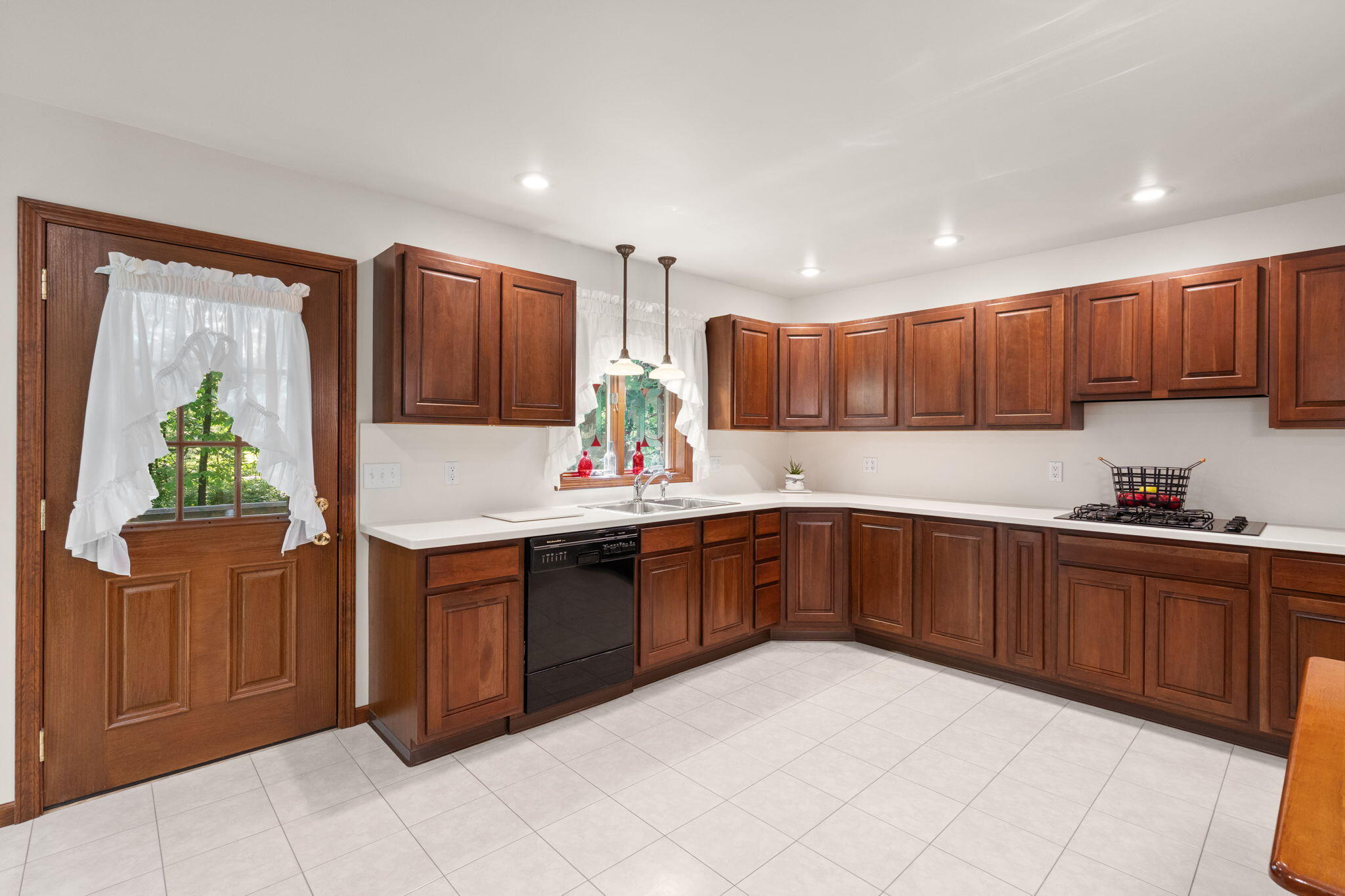 130 Woodland Hickory Court, Valparaiso, IN 46385; Image #13