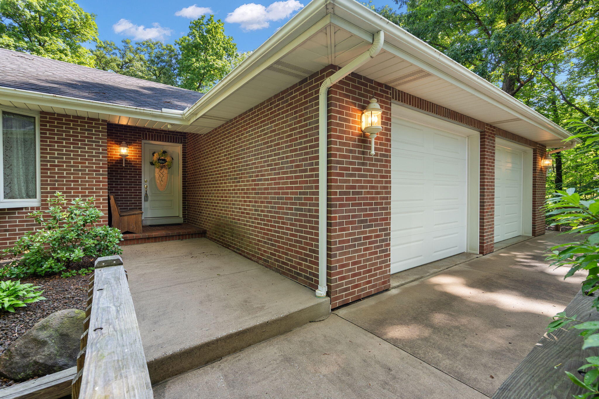130 Woodland Hickory Court, Valparaiso, IN 46385; Image #2