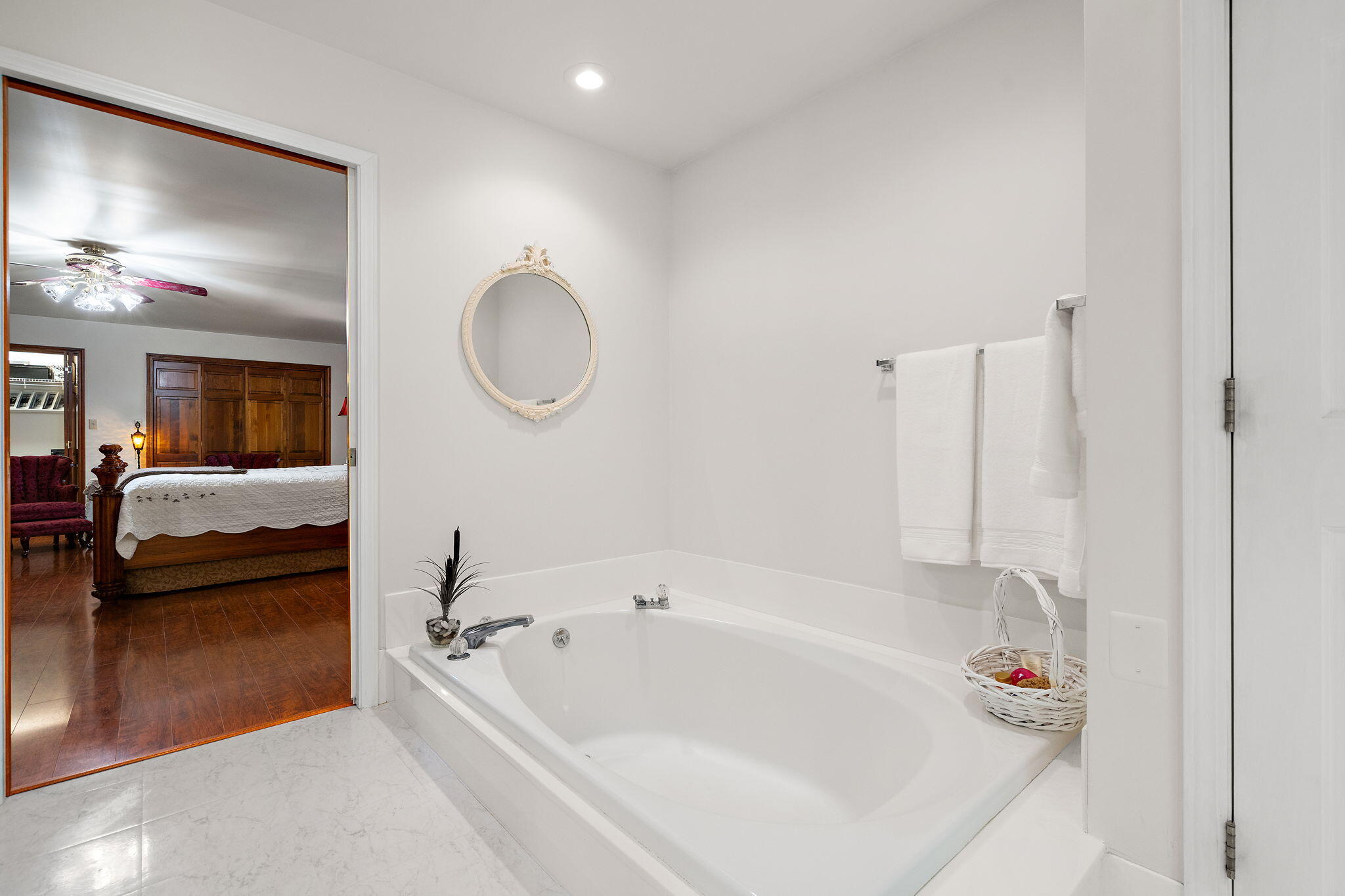 130 Woodland Hickory Court, Valparaiso, IN 46385; Image #20