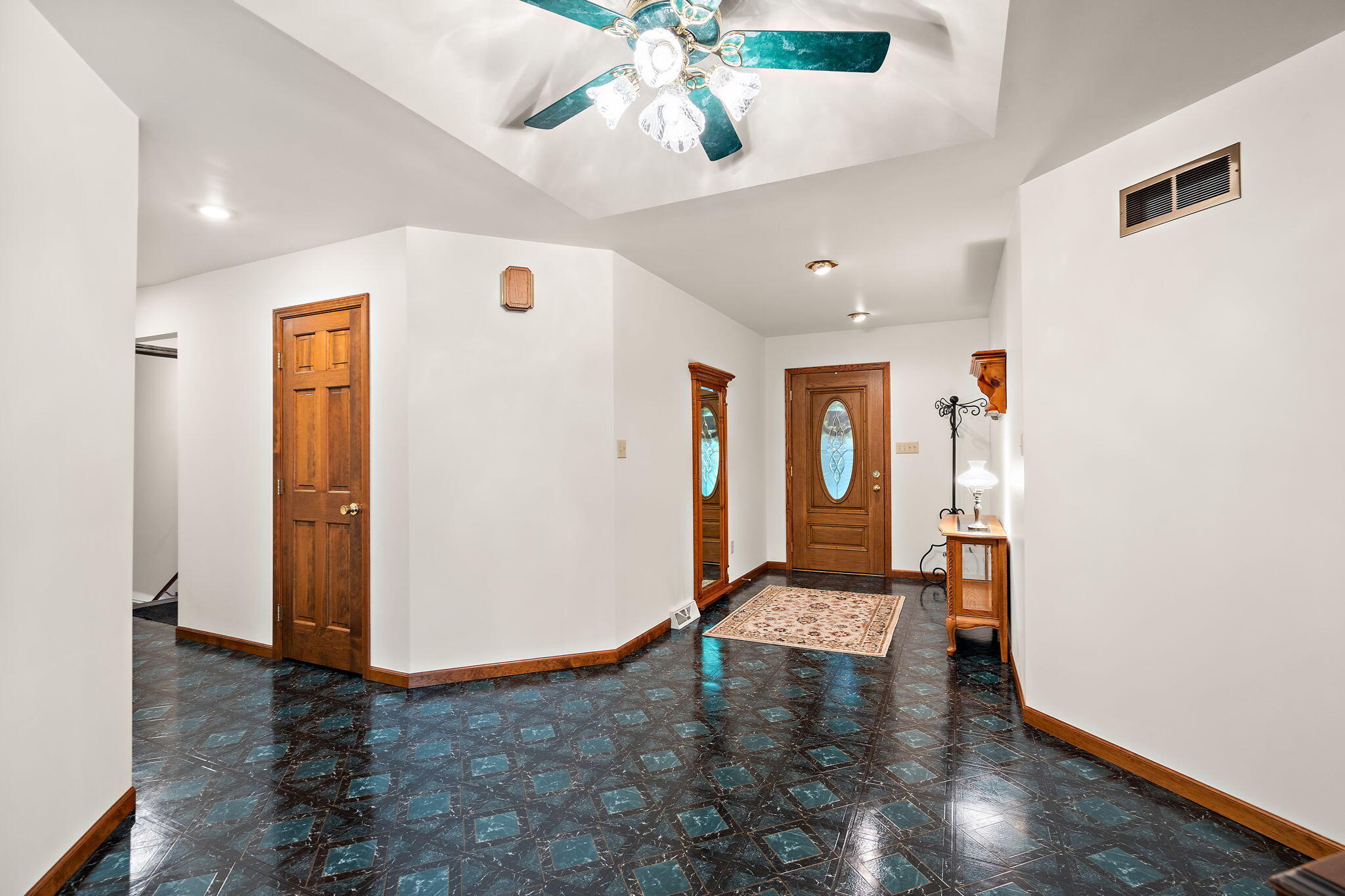 130 Woodland Hickory Court, Valparaiso, IN 46385; Image #3