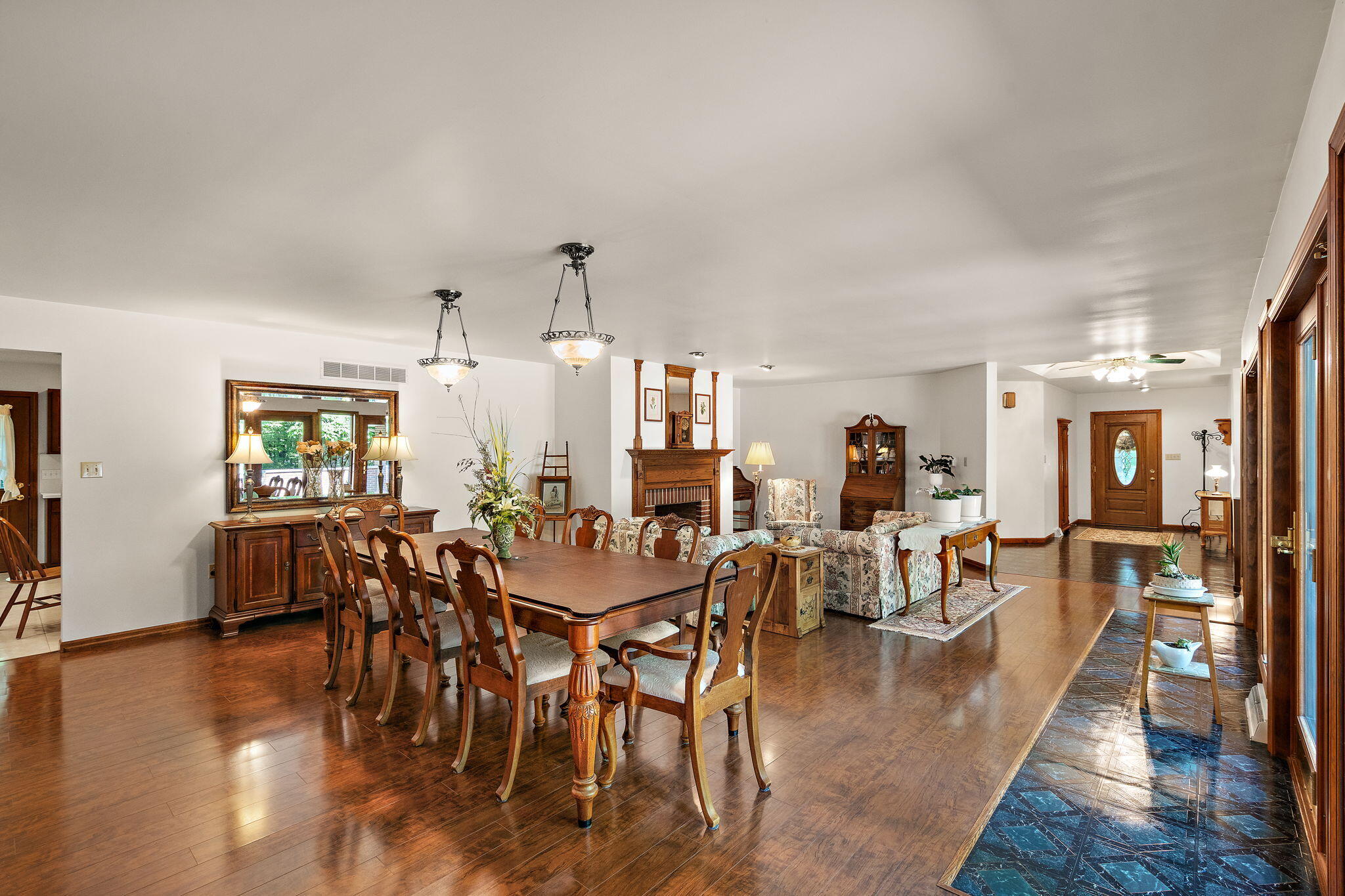 130 Woodland Hickory Court, Valparaiso, IN 46385; Image #8
