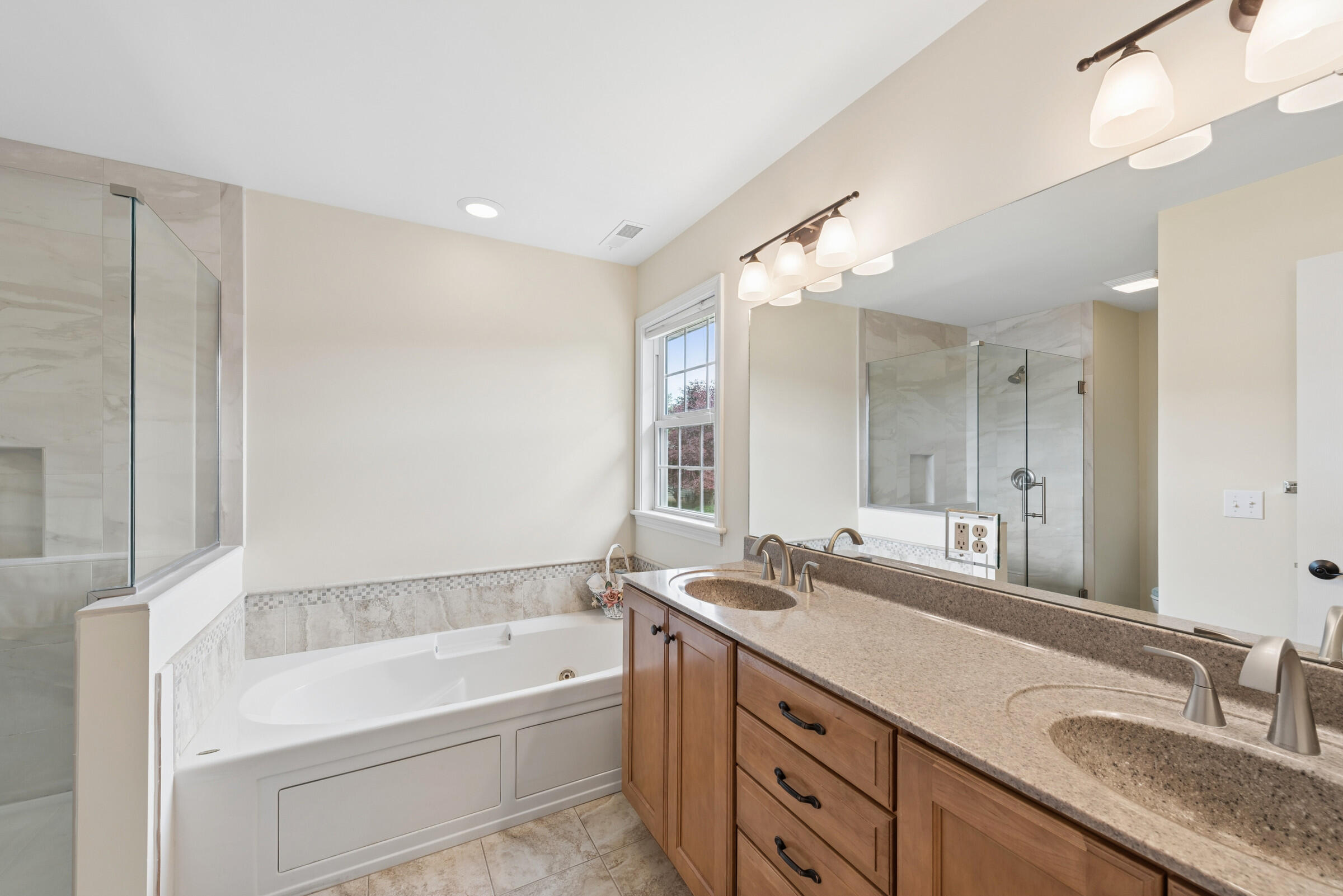 209 Sunflower Drive, Valparaiso, IN 46383; Image #9