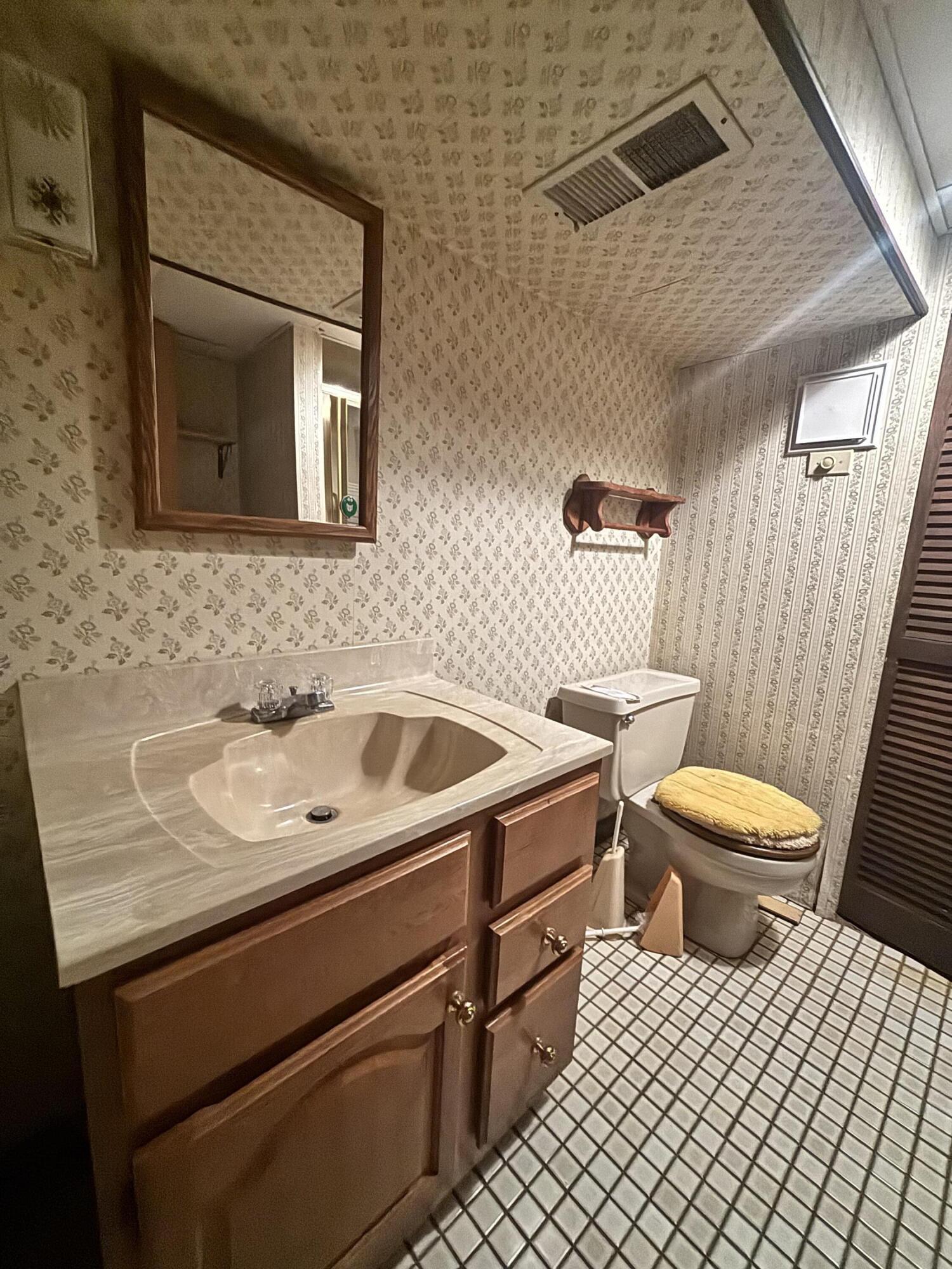 570 E Amsler Road, Rensselaer, IN 47978; Image #17