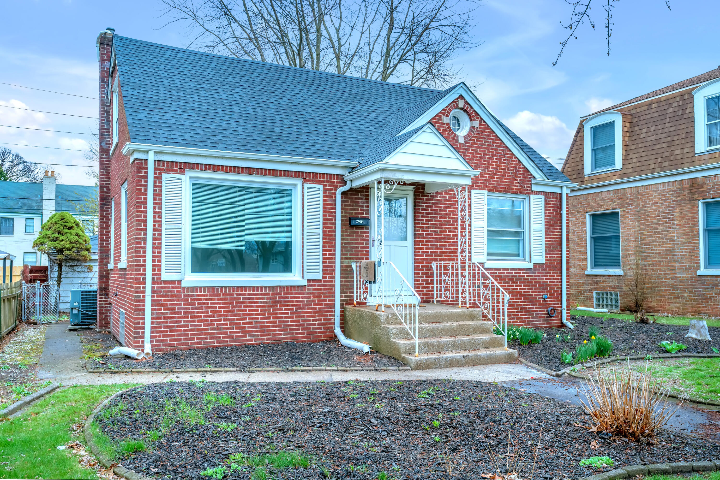 8215 Hohman Avenue, Munster, IN 46321; Image #3