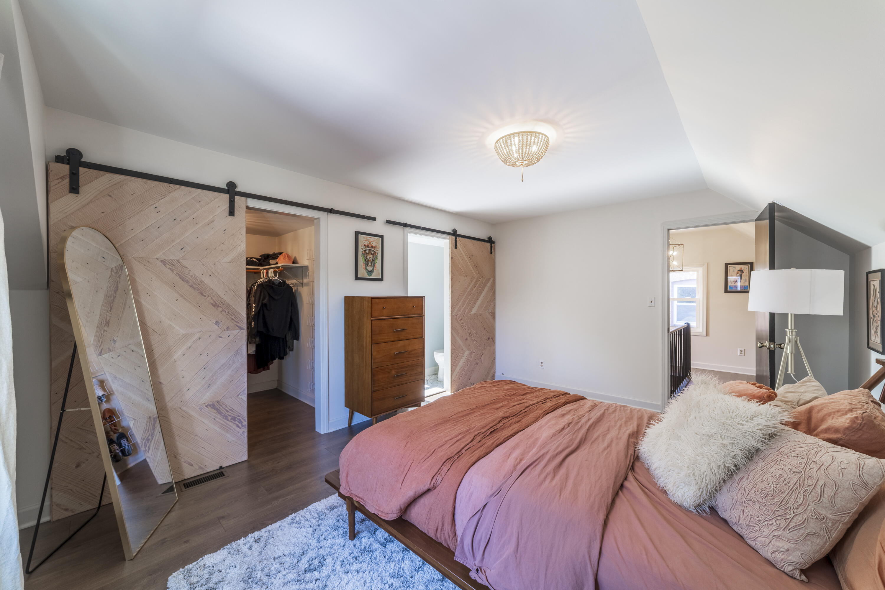 6828 Schneider Avenue, Hammond, IN 46323; Image #17