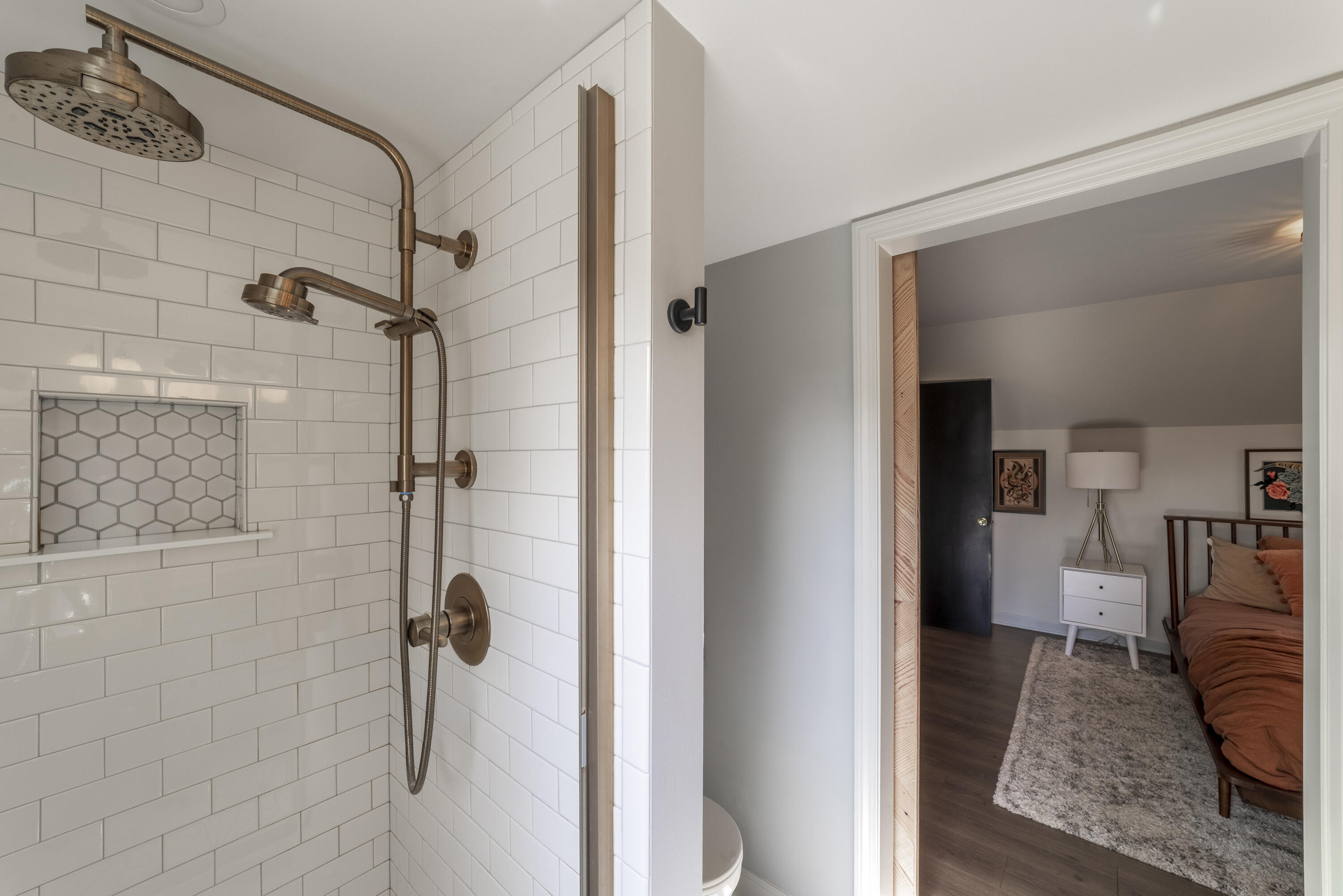 6828 Schneider Avenue, Hammond, IN 46323; Image #20
