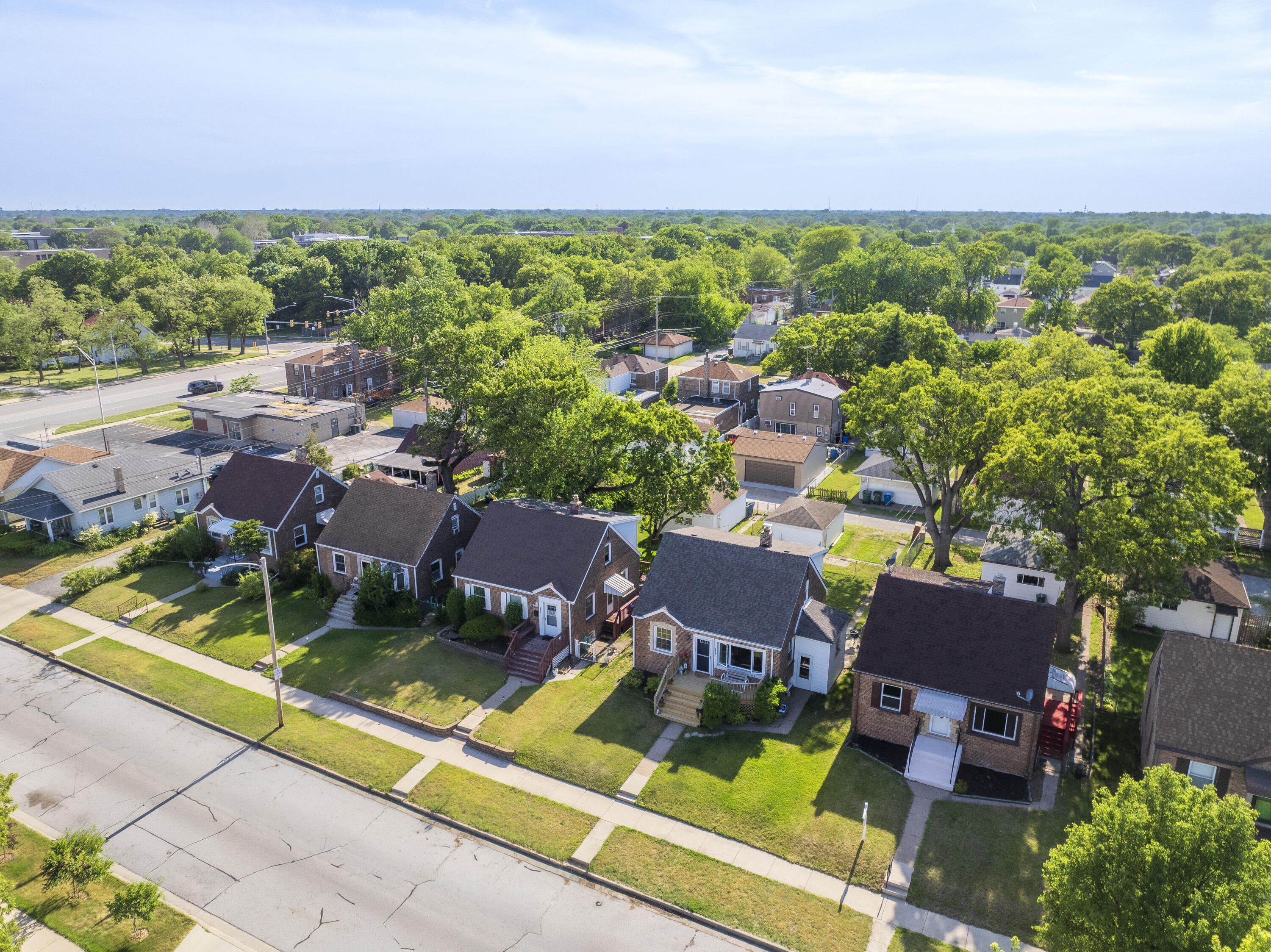 6828 Schneider Avenue, Hammond, IN 46323; Image #36