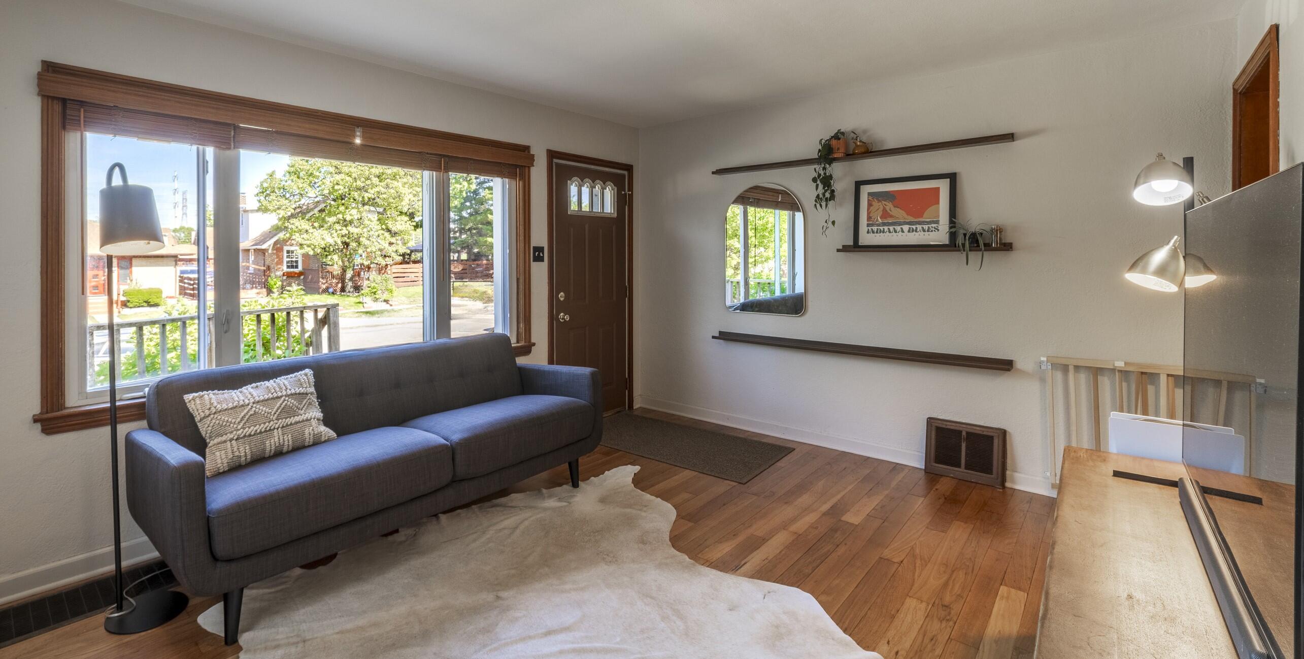 6828 Schneider Avenue, Hammond, IN 46323; Image #8