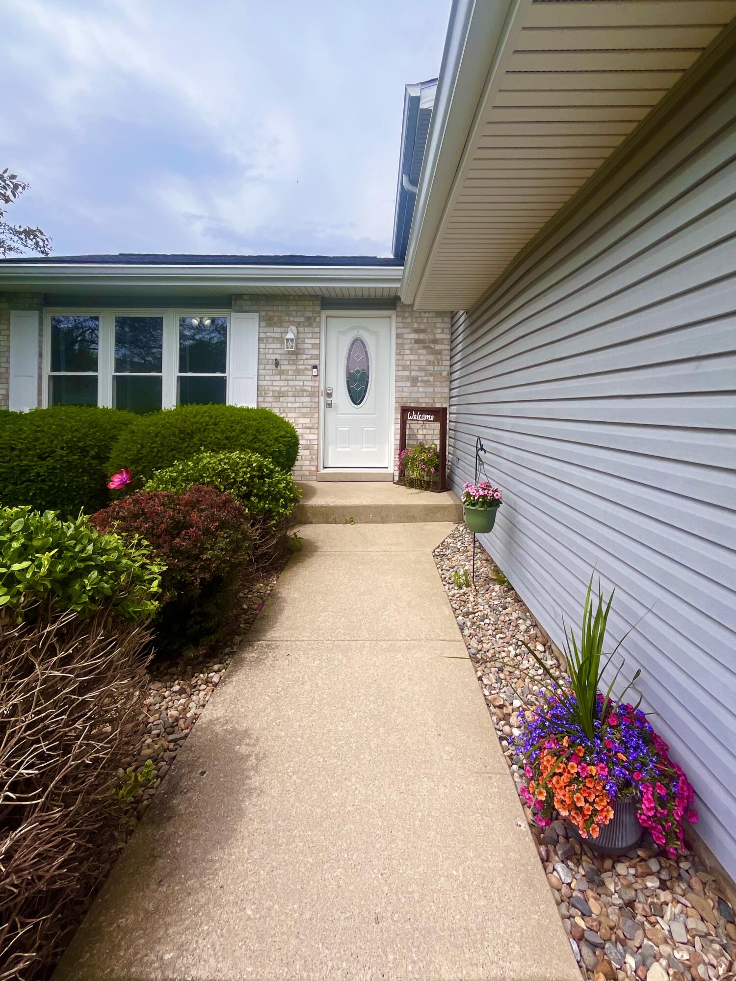 10622 Manor Drive, St. John, IN 46373; Image #3