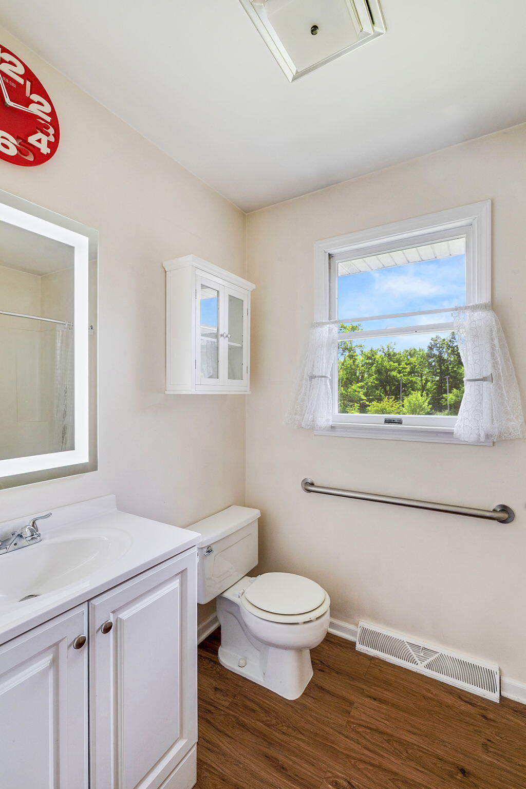 150 Curtis Drive, Valparaiso, IN 46383; Image #20