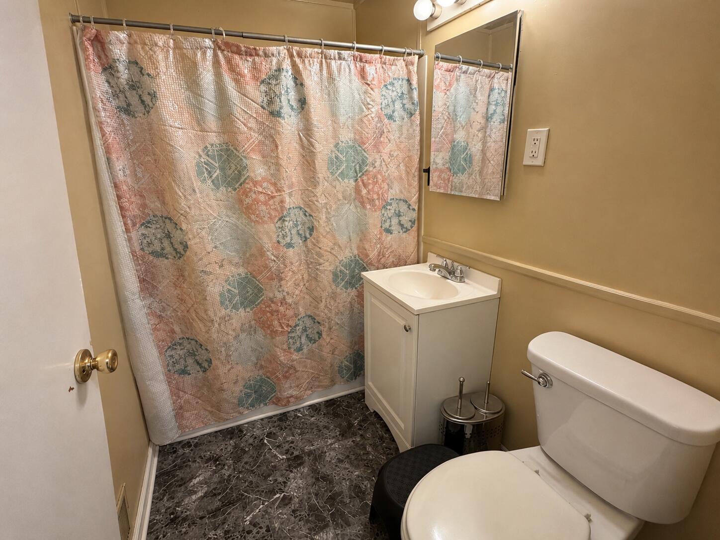 1033 E 45th Avenue, Gary, IN 46409; Image #5
