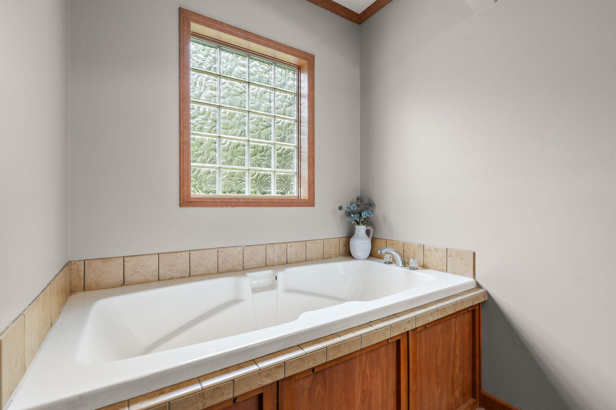 1371 E U.s. 20, La Porte, IN 46350; Image #36