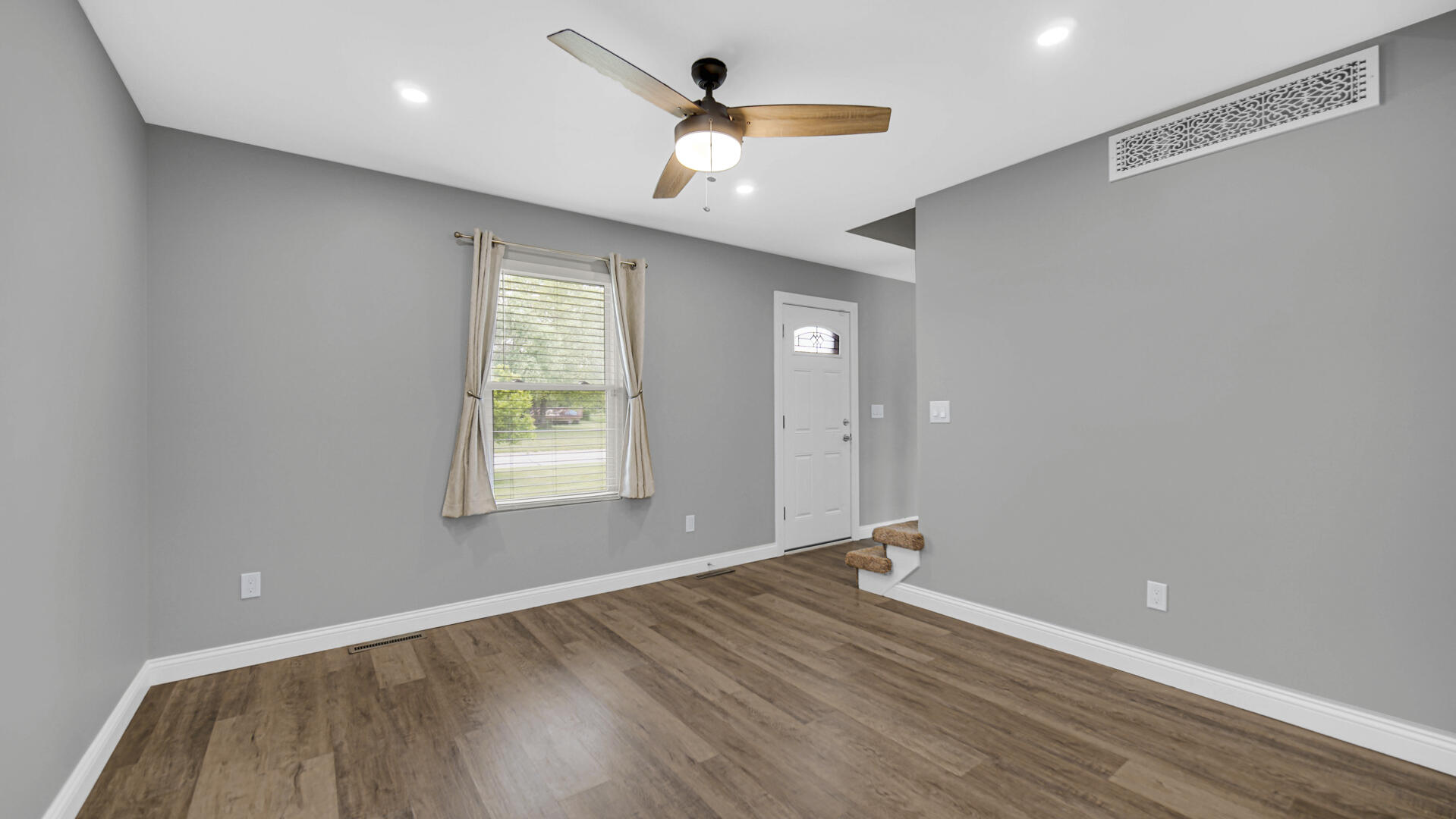 236 Kimrich Circle N, Valparaiso, IN 46385; Image #10