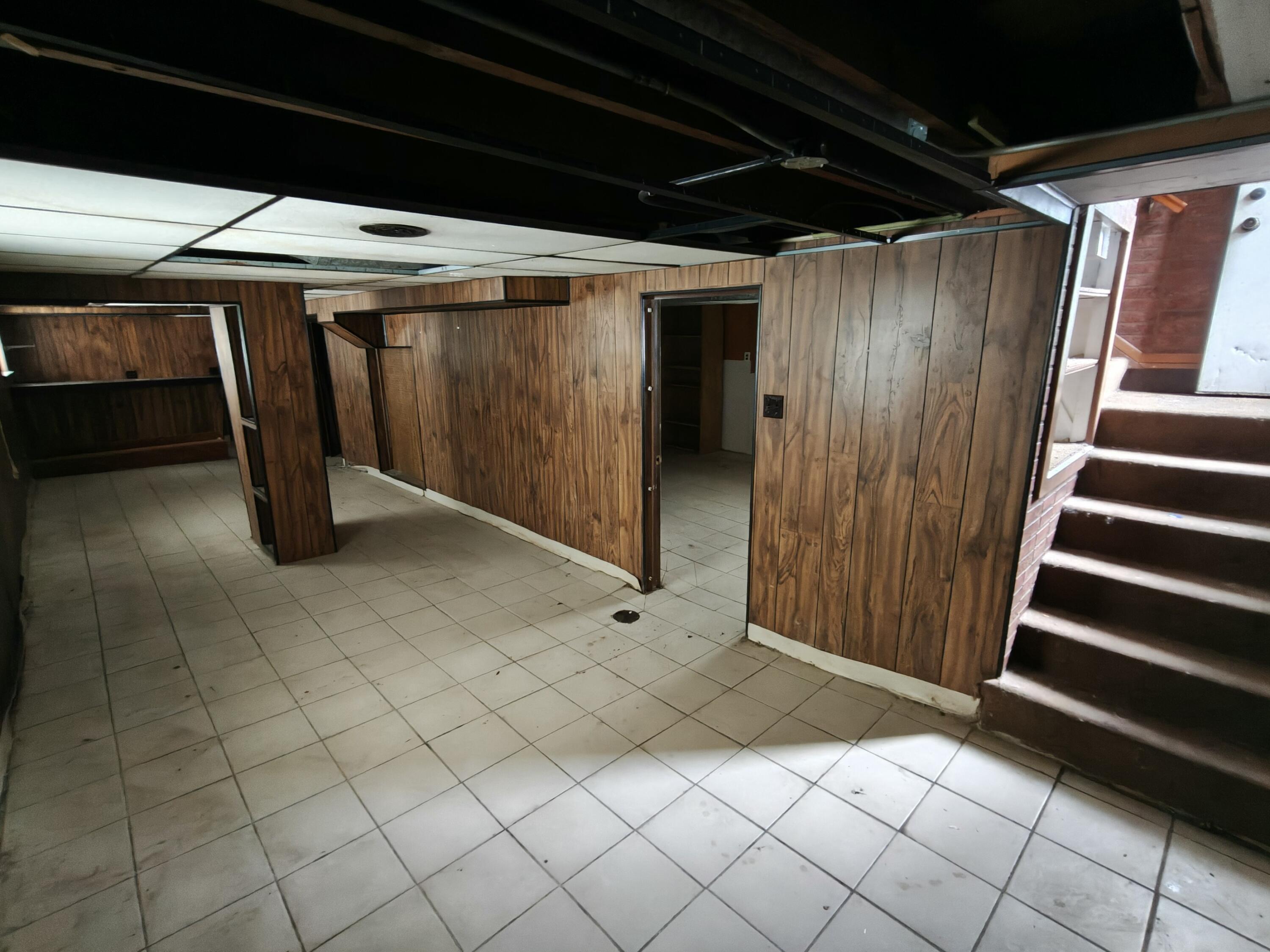 233 Oakwood Street, Hammond, IN 46324; Image #19