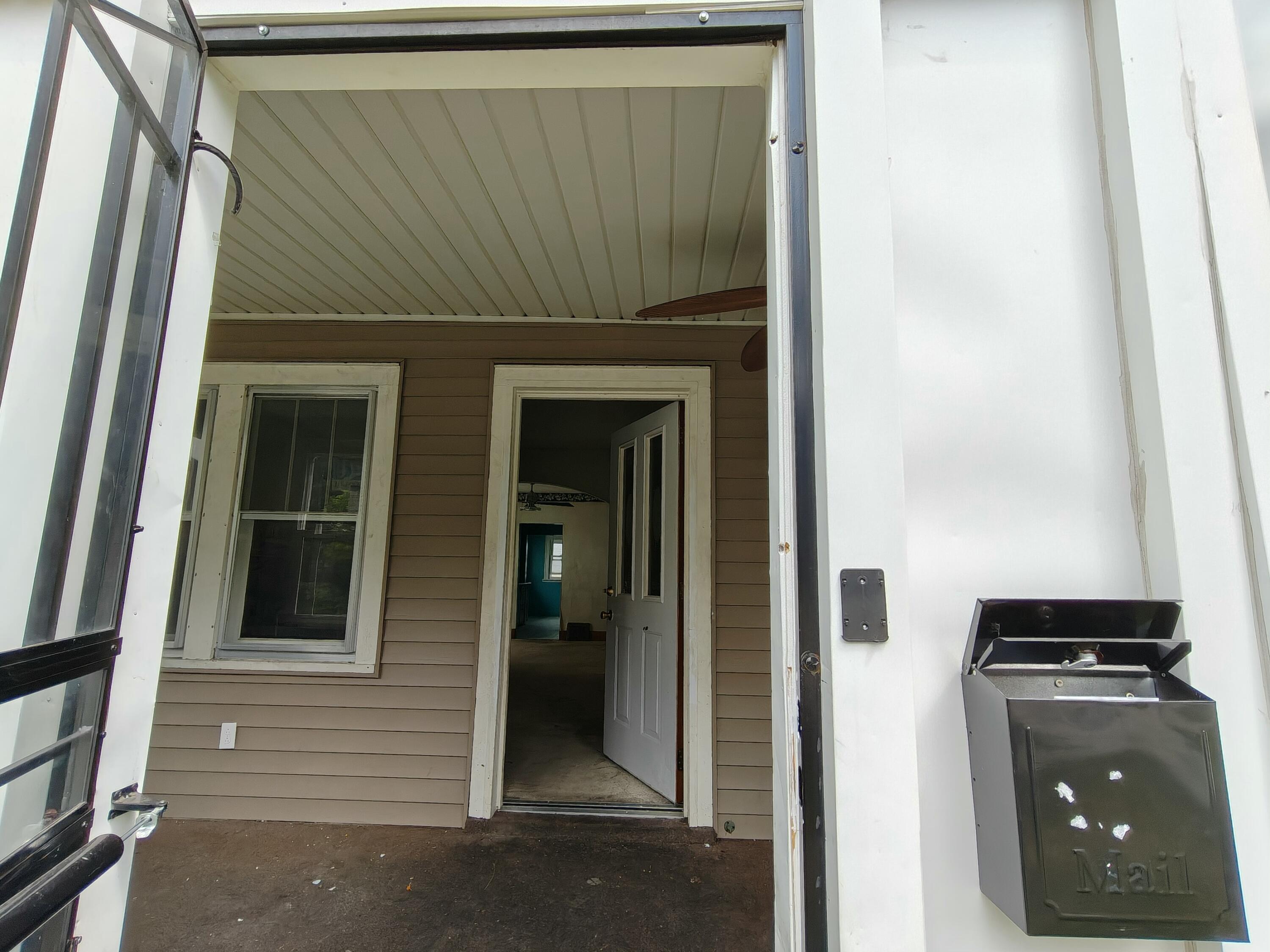 233 Oakwood Street, Hammond, IN 46324; Image #3