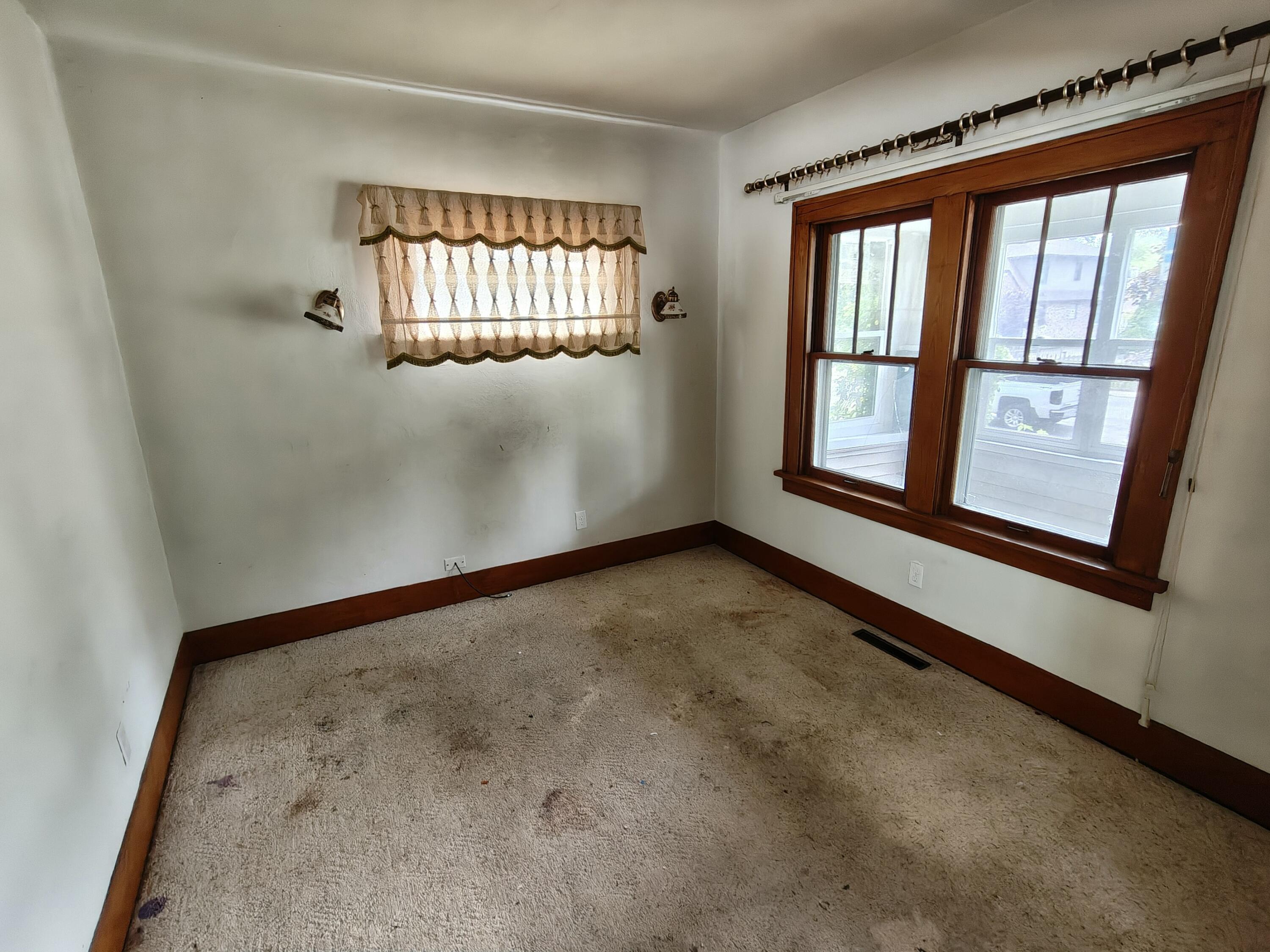 233 Oakwood Street, Hammond, IN 46324; Image #7