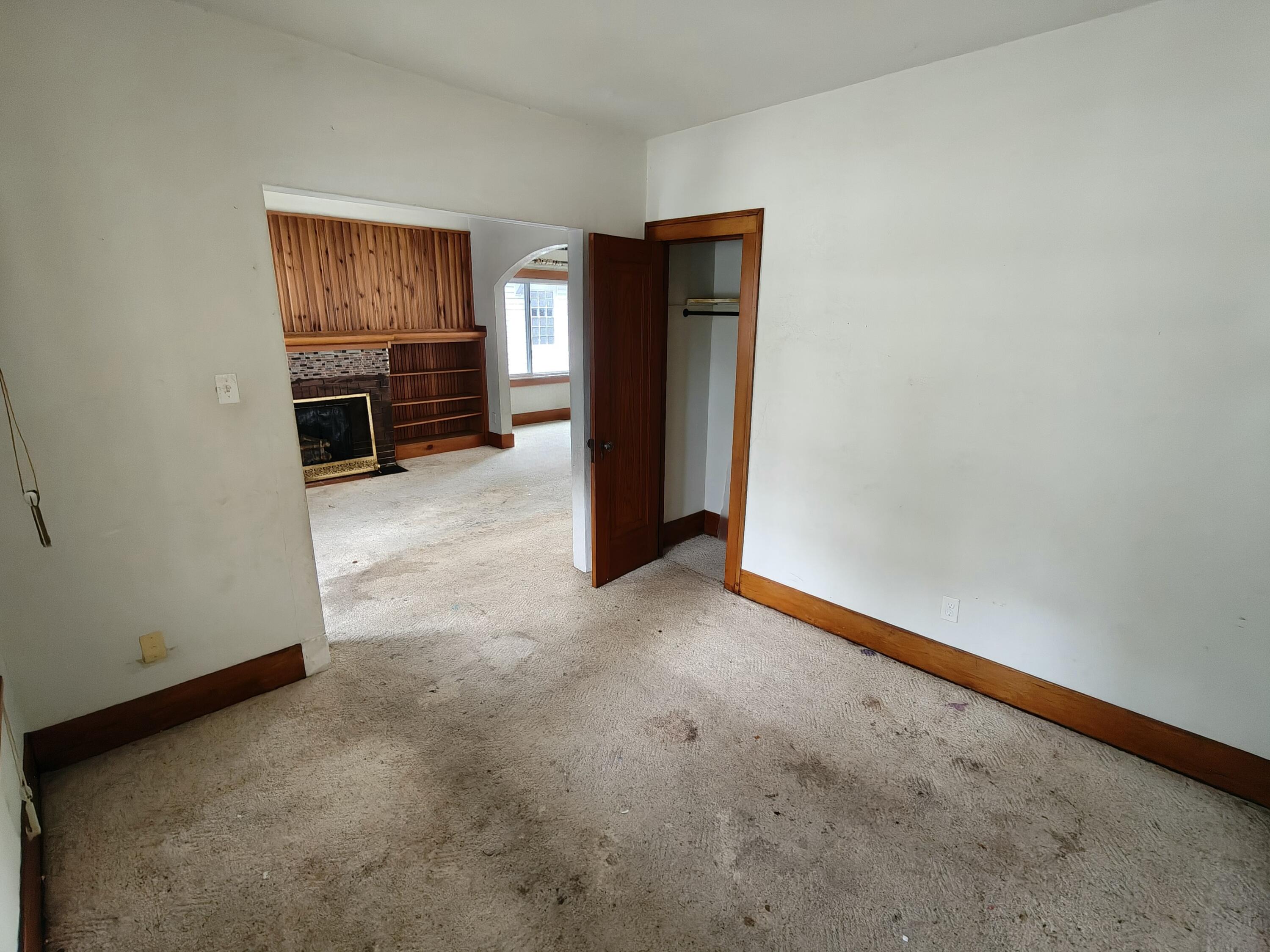 233 Oakwood Street, Hammond, IN 46324; Image #8