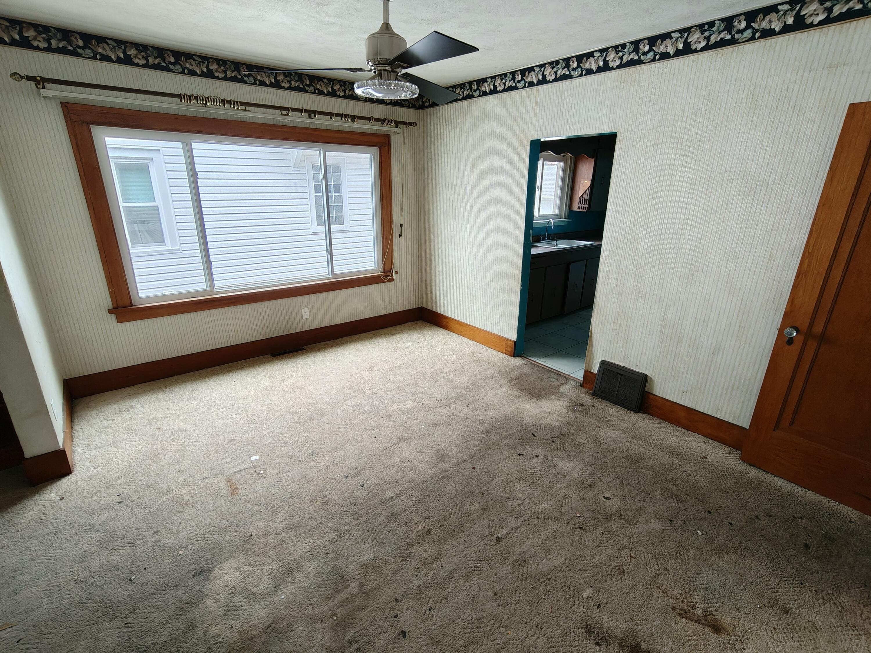 233 Oakwood Street, Hammond, IN 46324; Image #9
