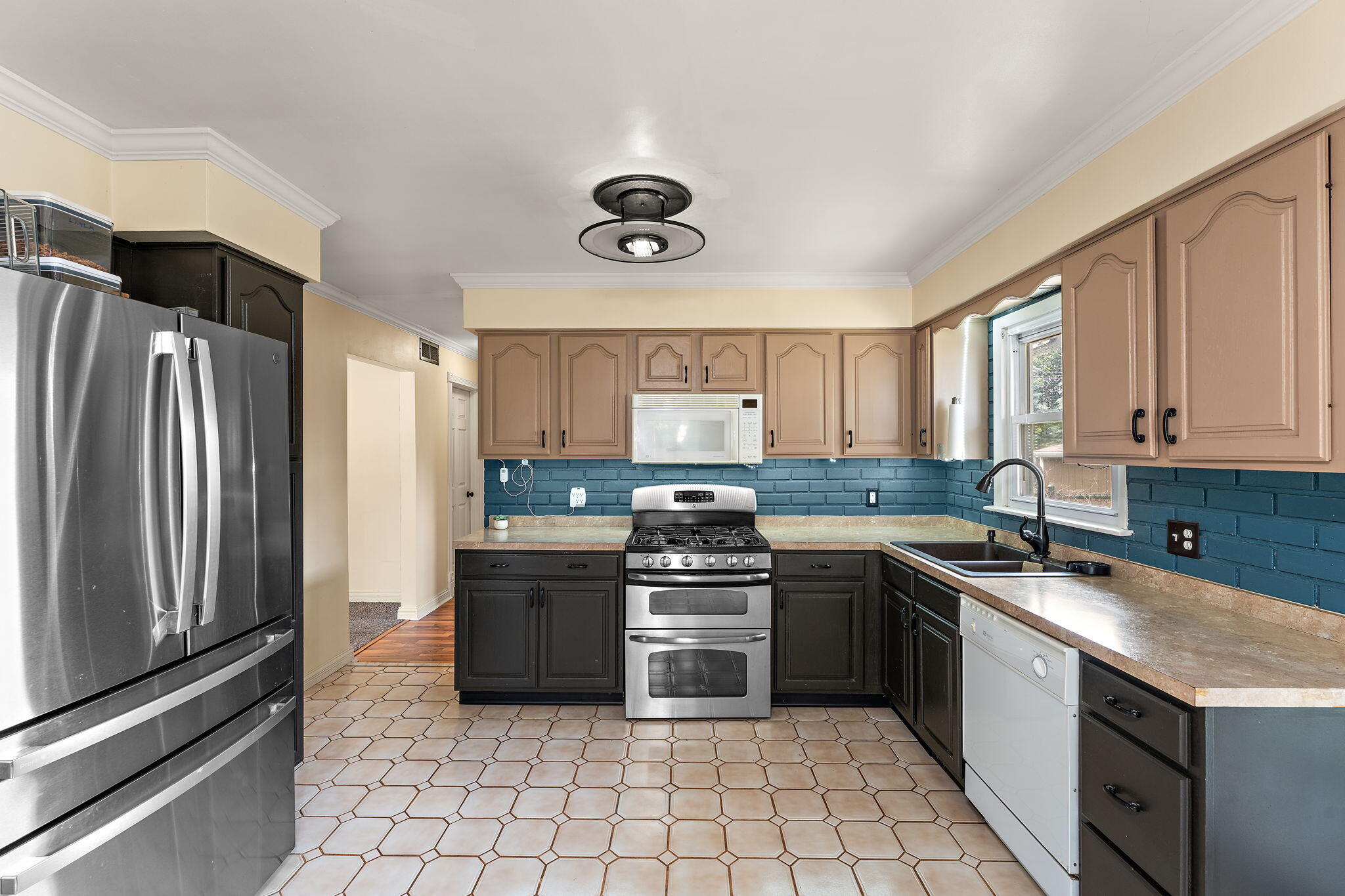 2568 Brandt Street, Portage, IN 46368; Image #11
