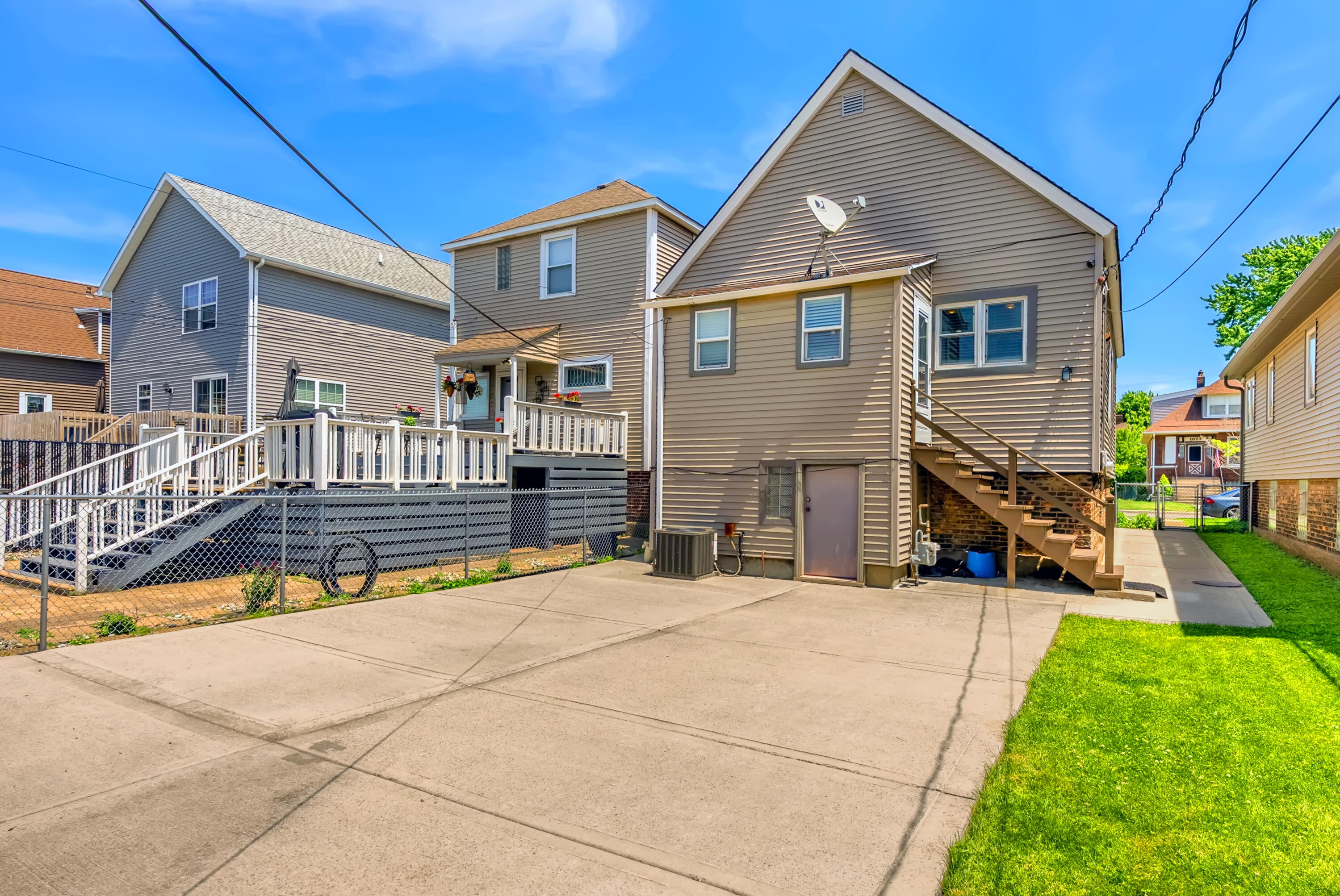 1624 Central Avenue, Whiting, IN 46394; Image #16