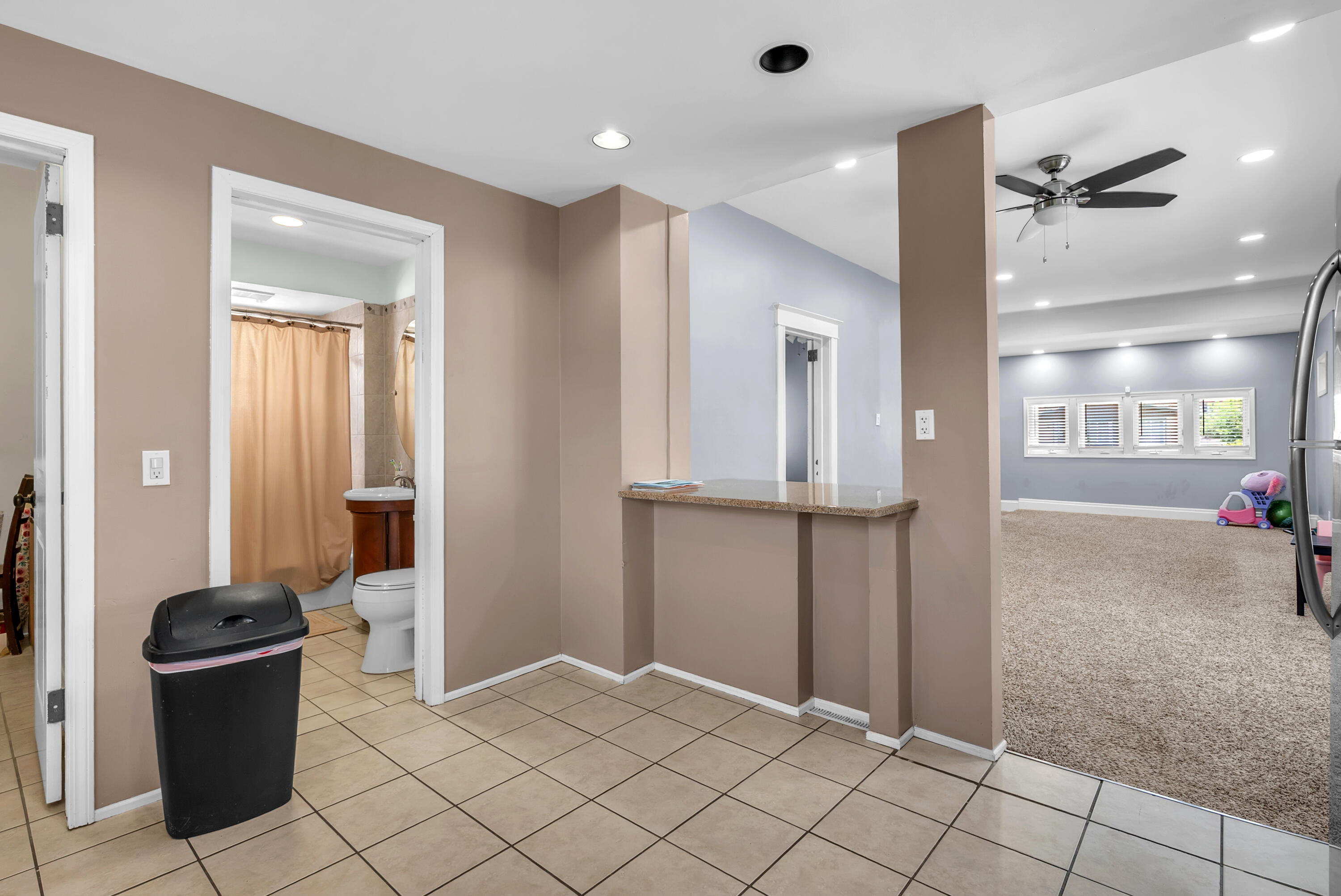 1624 Central Avenue, Whiting, IN 46394; Image #9
