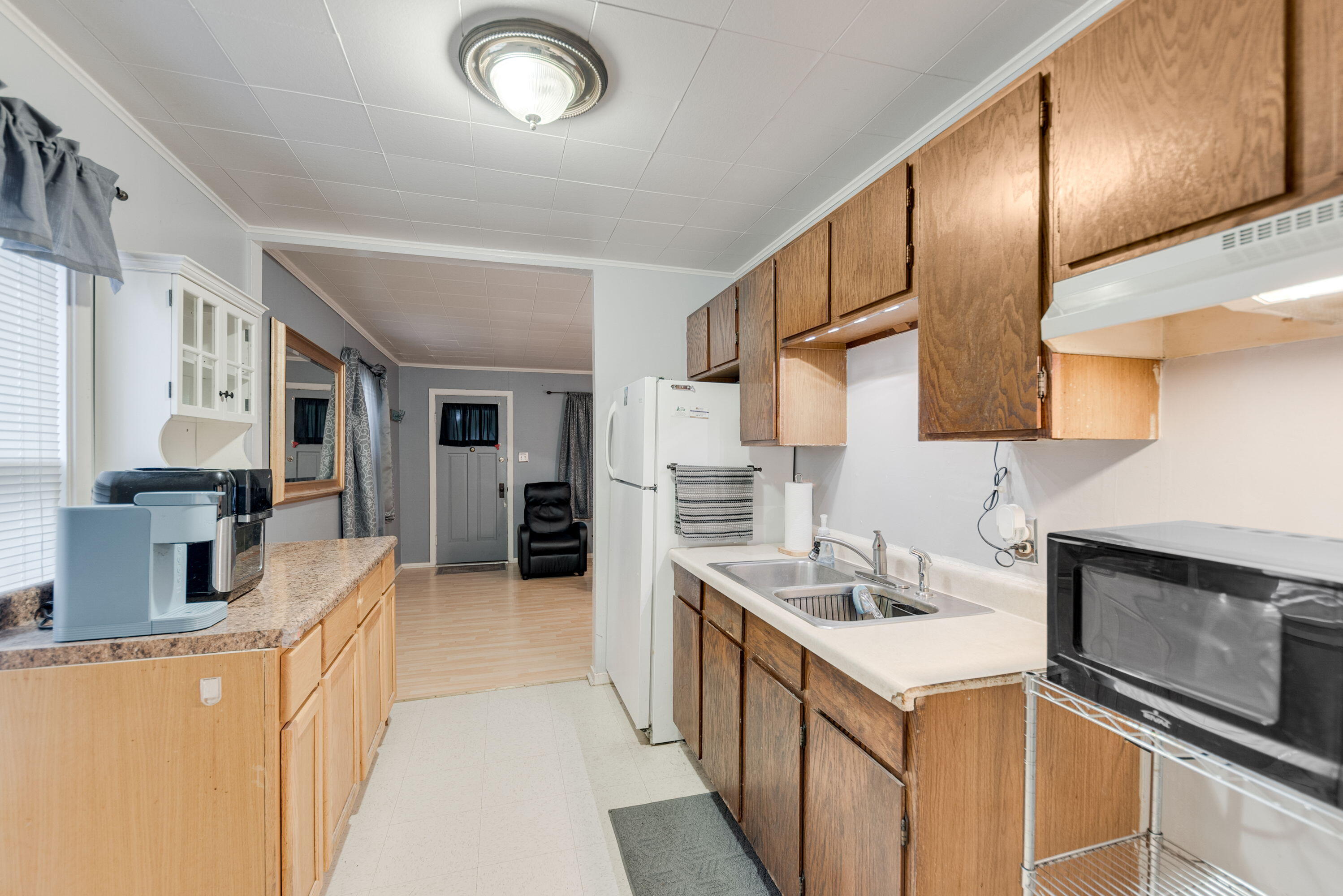 1506 Farrand Avenue, La Porte, IN 46350; Image #9