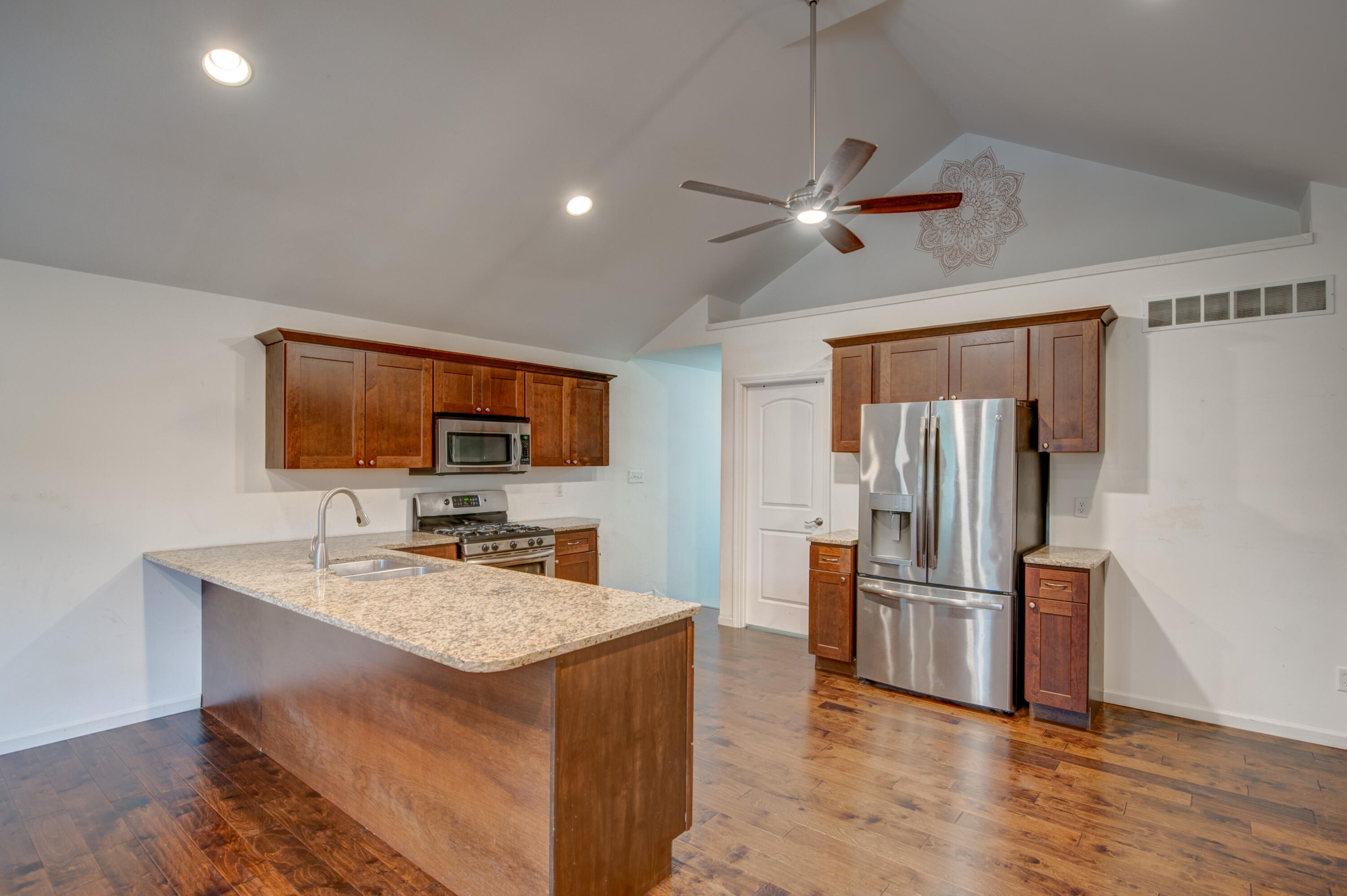 902 Institute Street, Valparaiso, IN 46383; Image #12