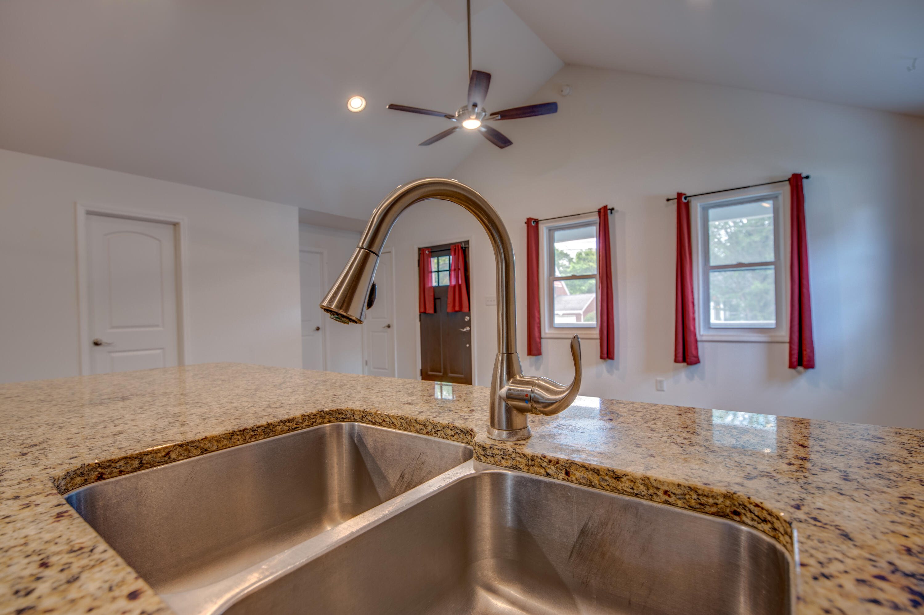 902 Institute Street, Valparaiso, IN 46383; Image #15