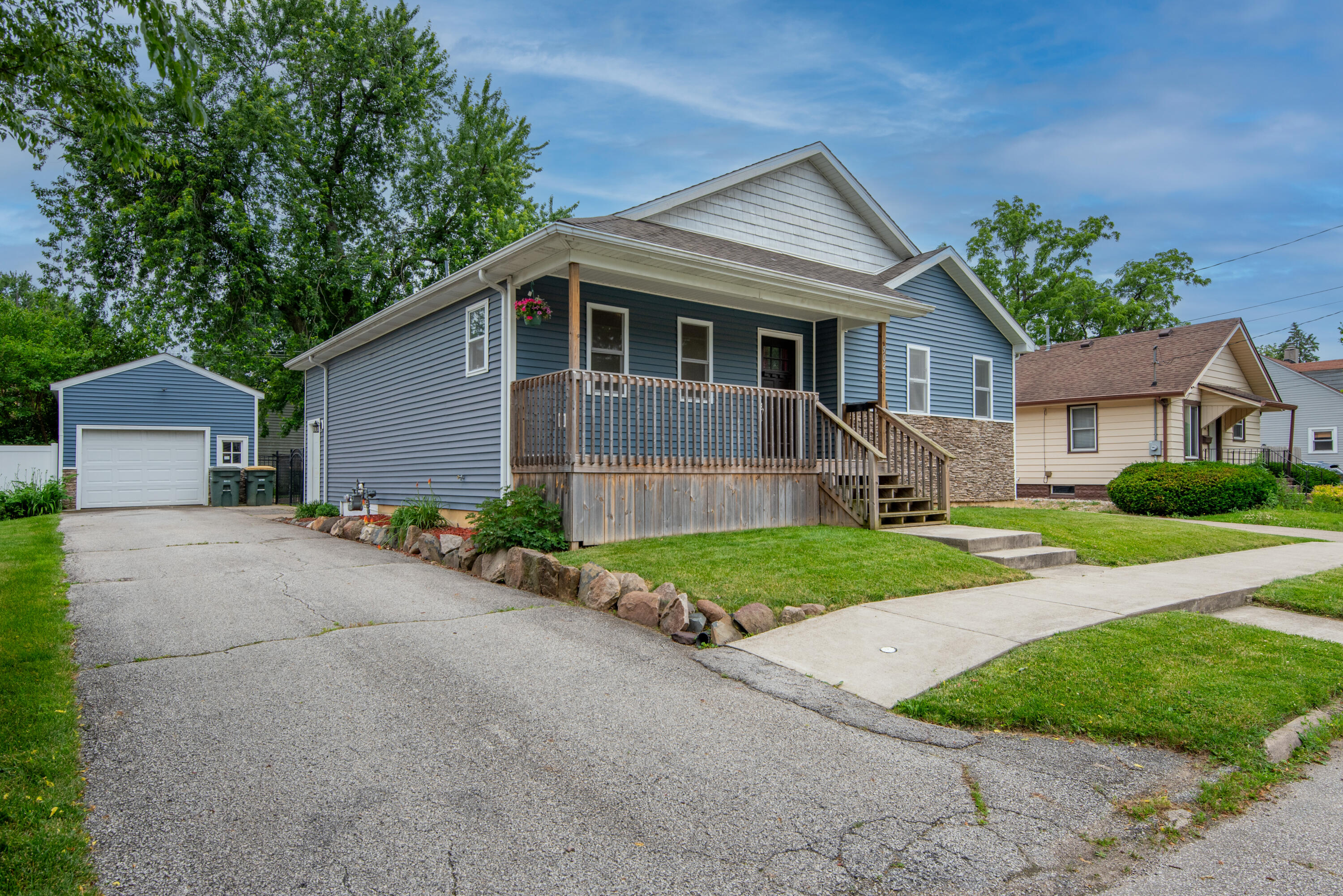 902 Institute Street, Valparaiso, IN 46383; Image #2