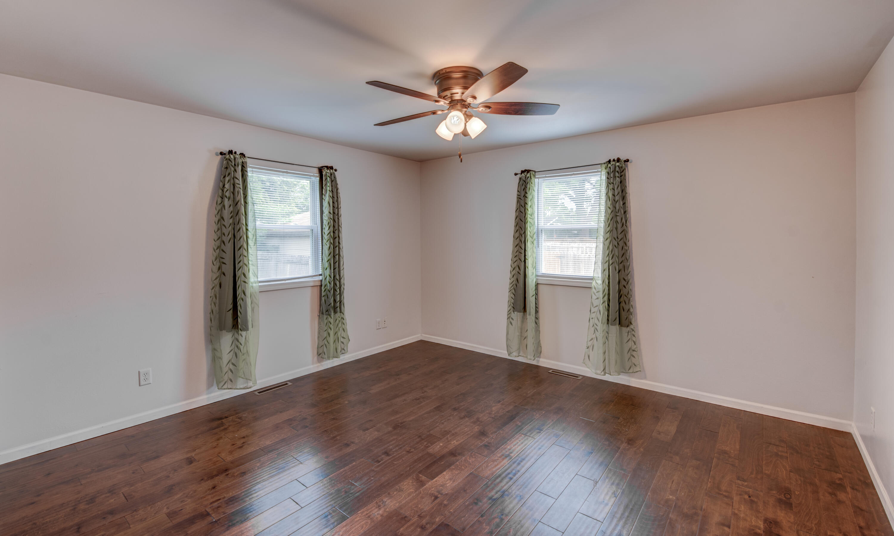 902 Institute Street, Valparaiso, IN 46383; Image #23