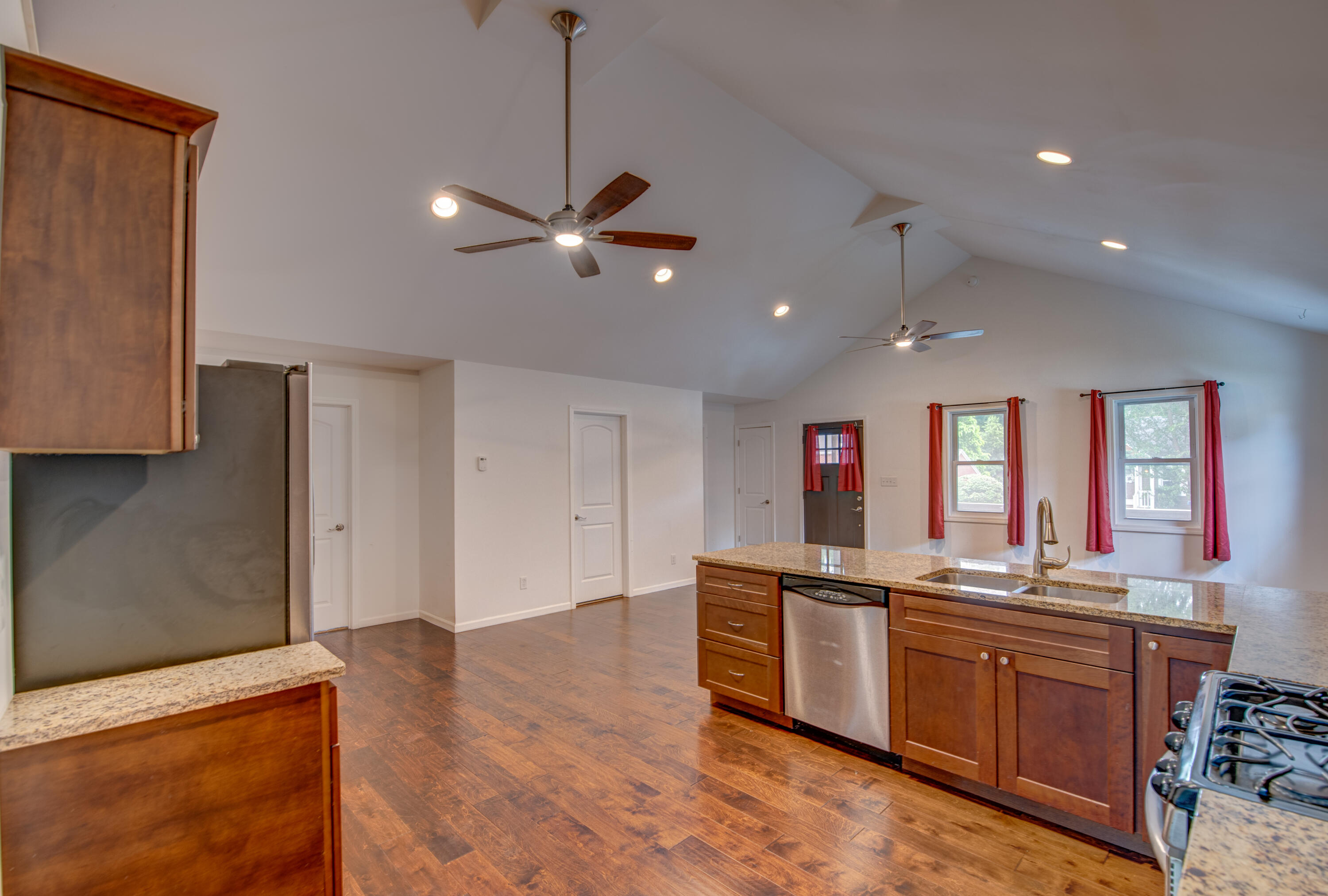 902 Institute Street, Valparaiso, IN 46383; Image #8