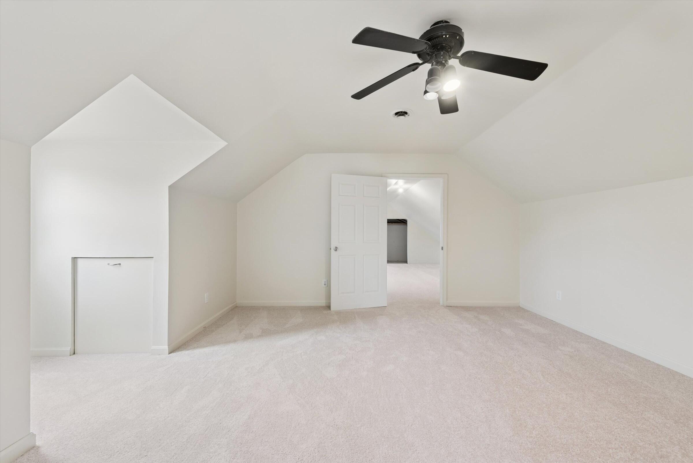 371 W 550 N, Valparaiso, IN 46385; Image #14