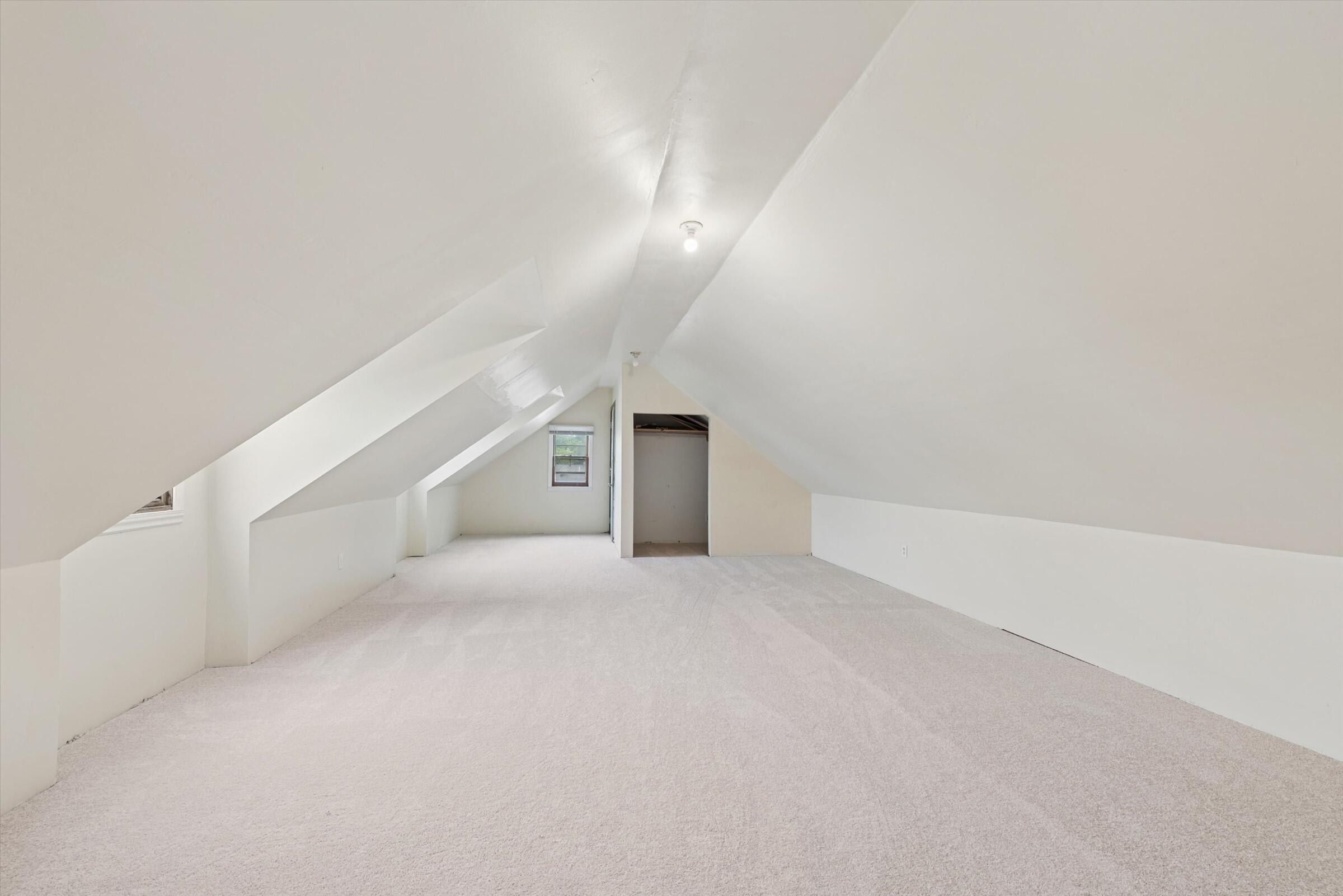 371 W 550 N, Valparaiso, IN 46385; Image #16