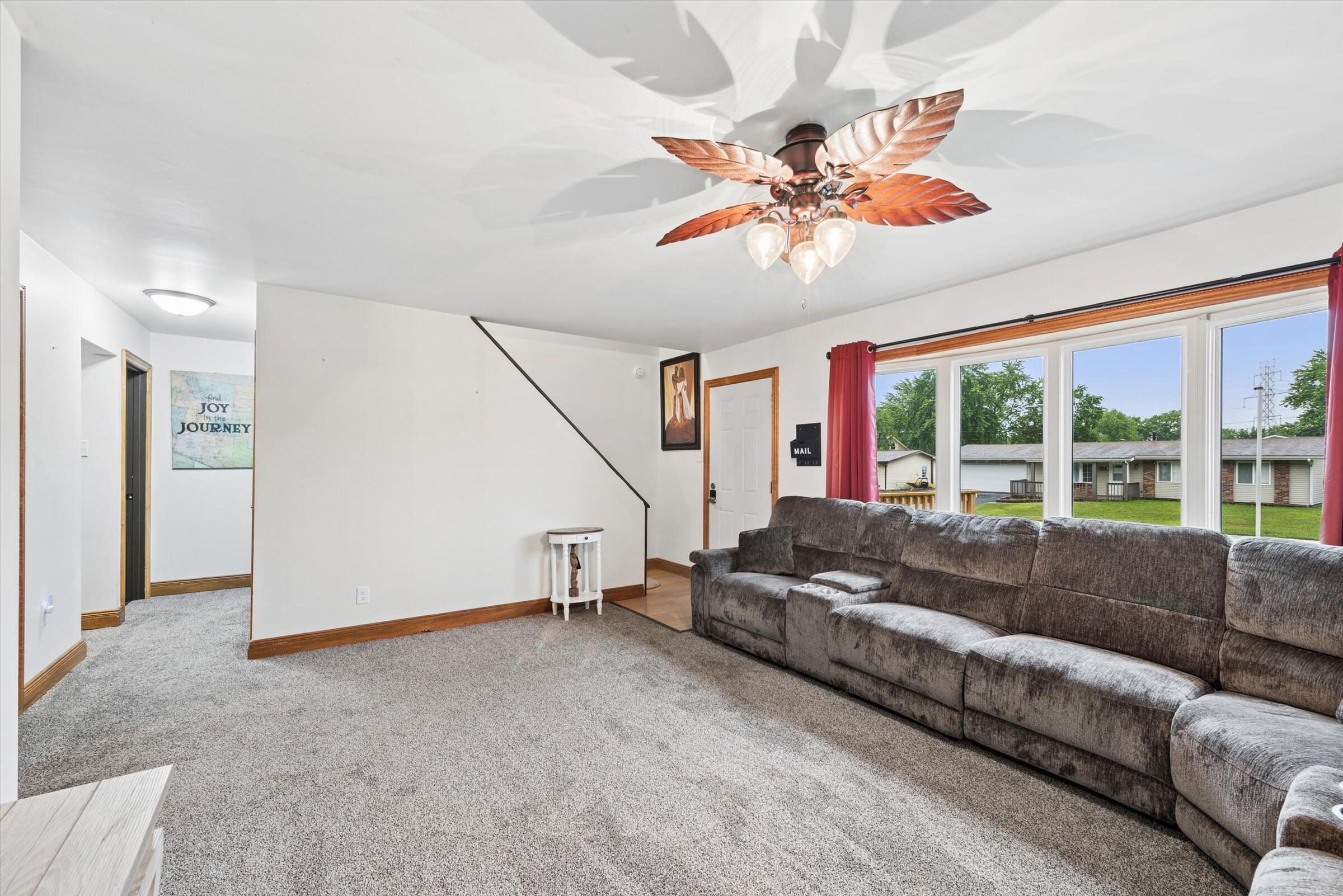 371 W 550 N, Valparaiso, IN 46385; Image #4