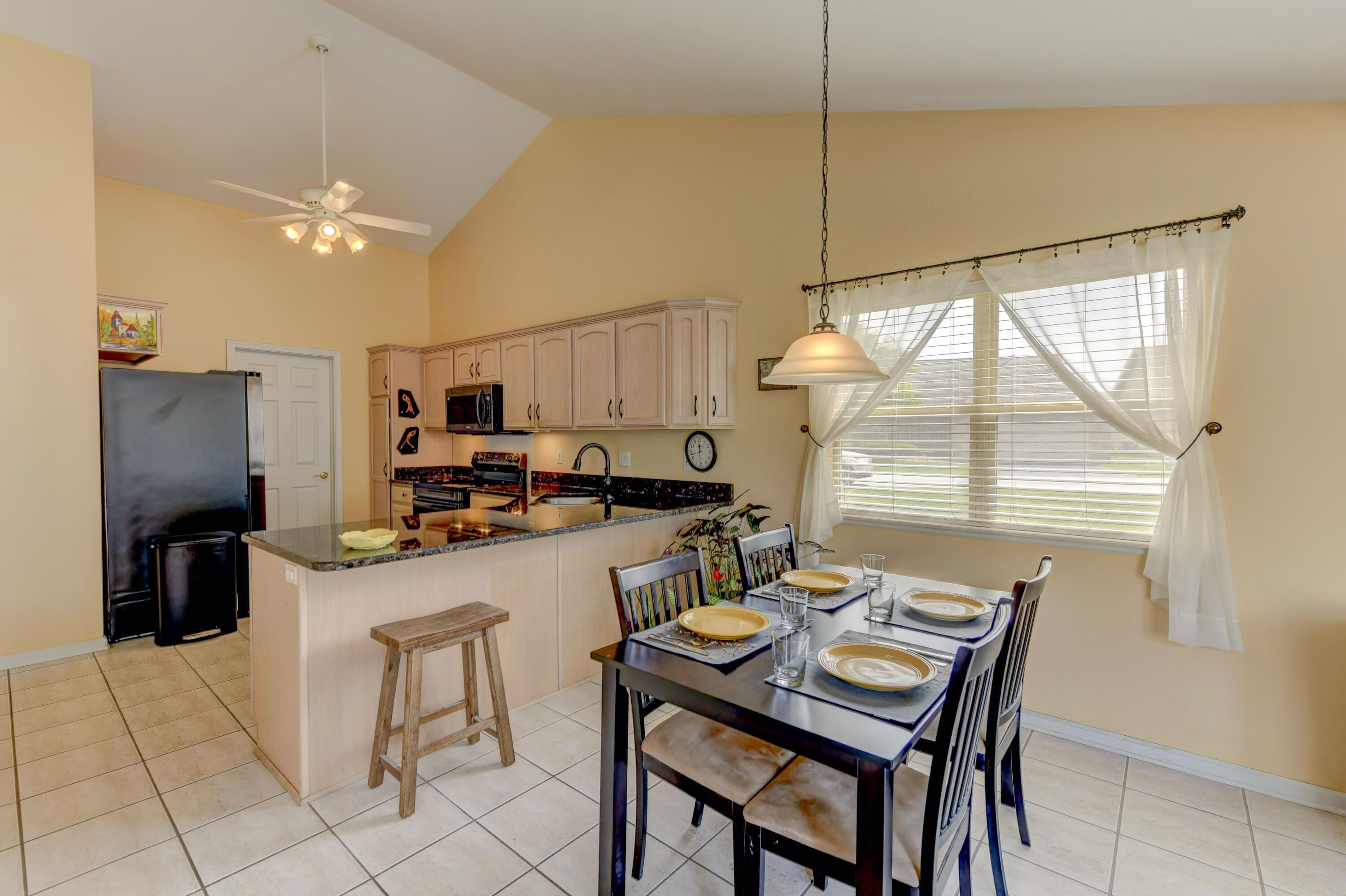2028 Wildwood Circle, Highland, IN 46322; Image #10
