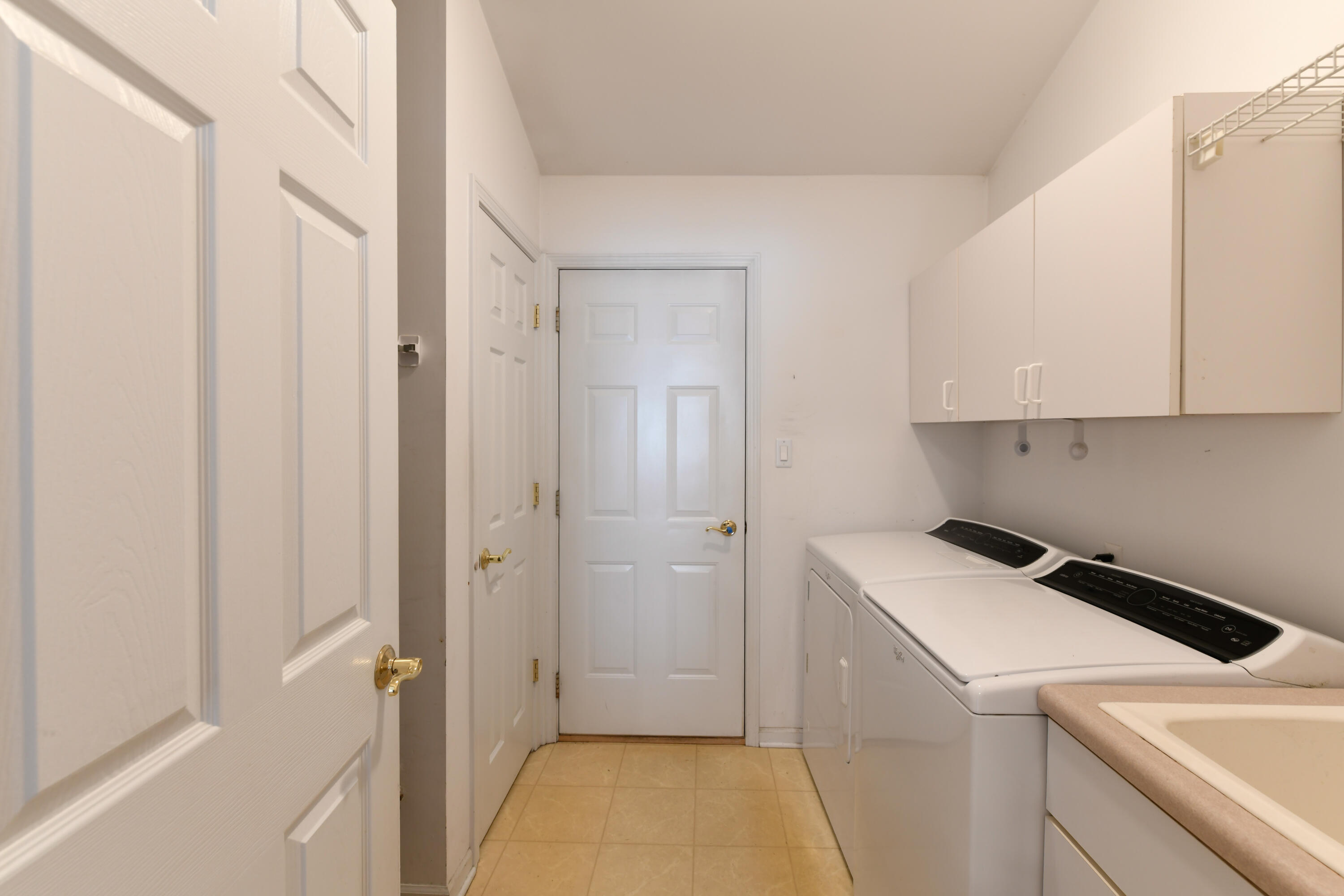 2028 Wildwood Circle, Highland, IN 46322; Image #24