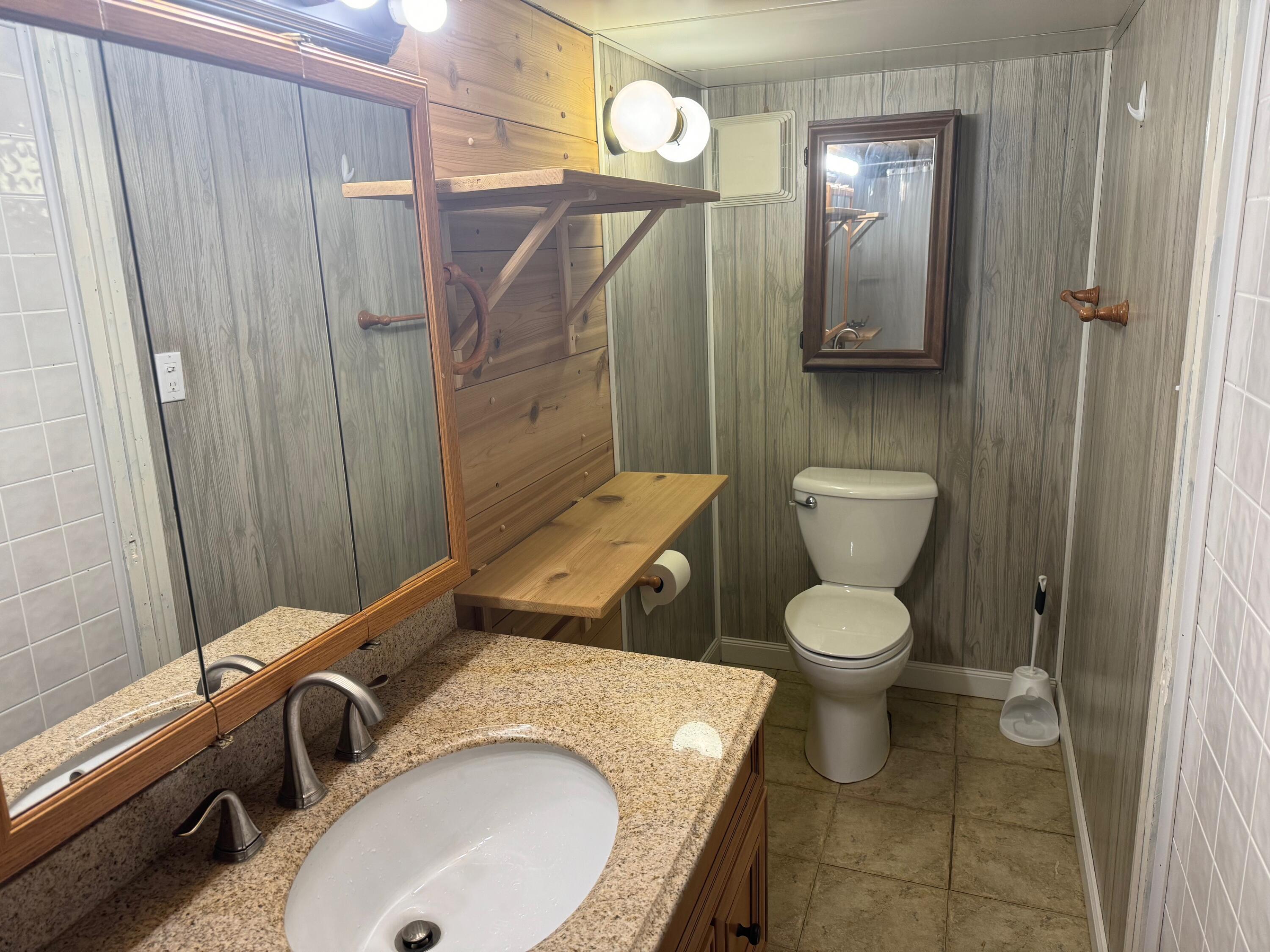 8334 Columbia Avenue, Munster, IN 46321; Image #15